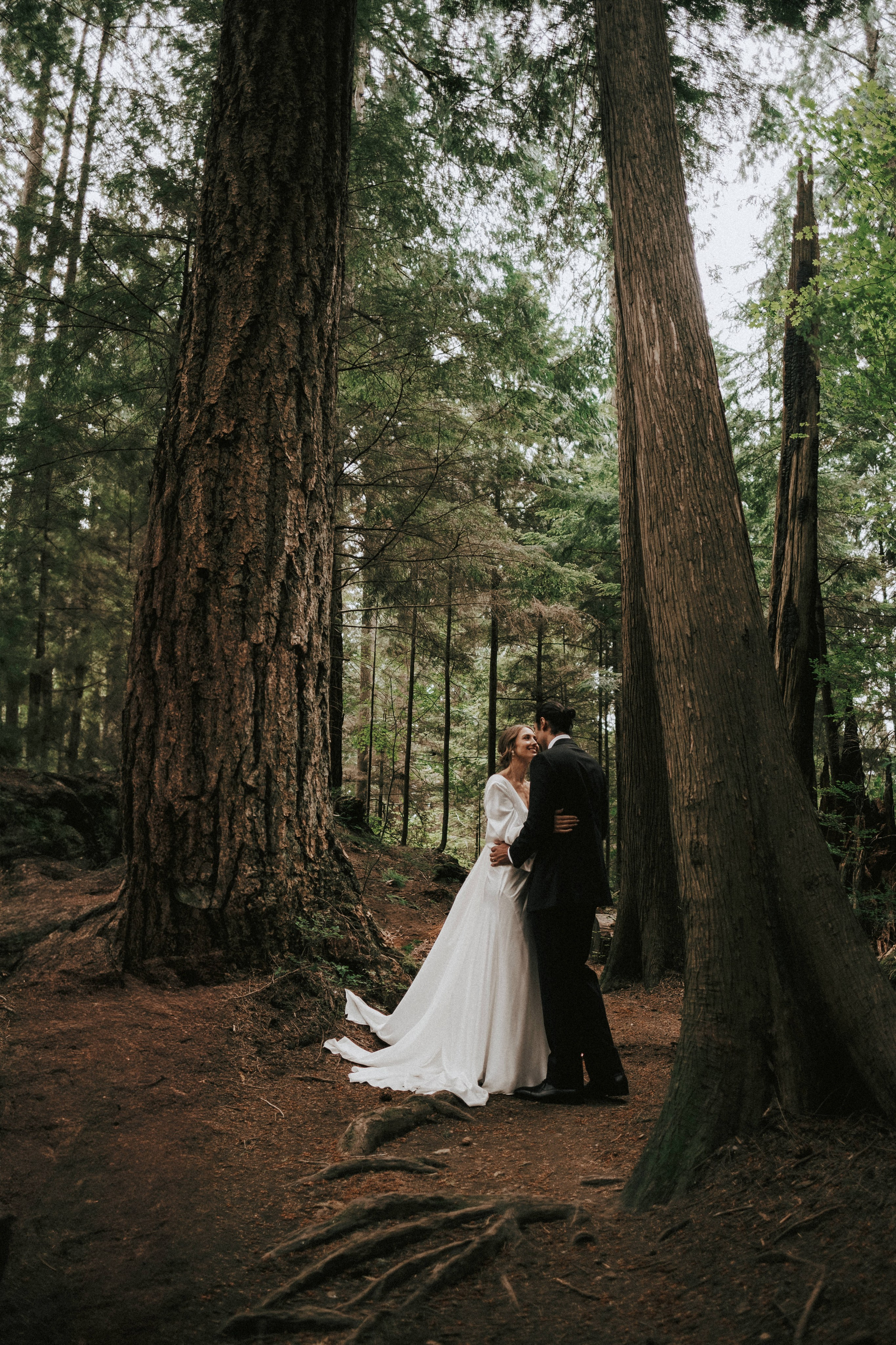 Michael & Caitlyn. Ivan Skufinsky — wedding and family photographer in Vancouver