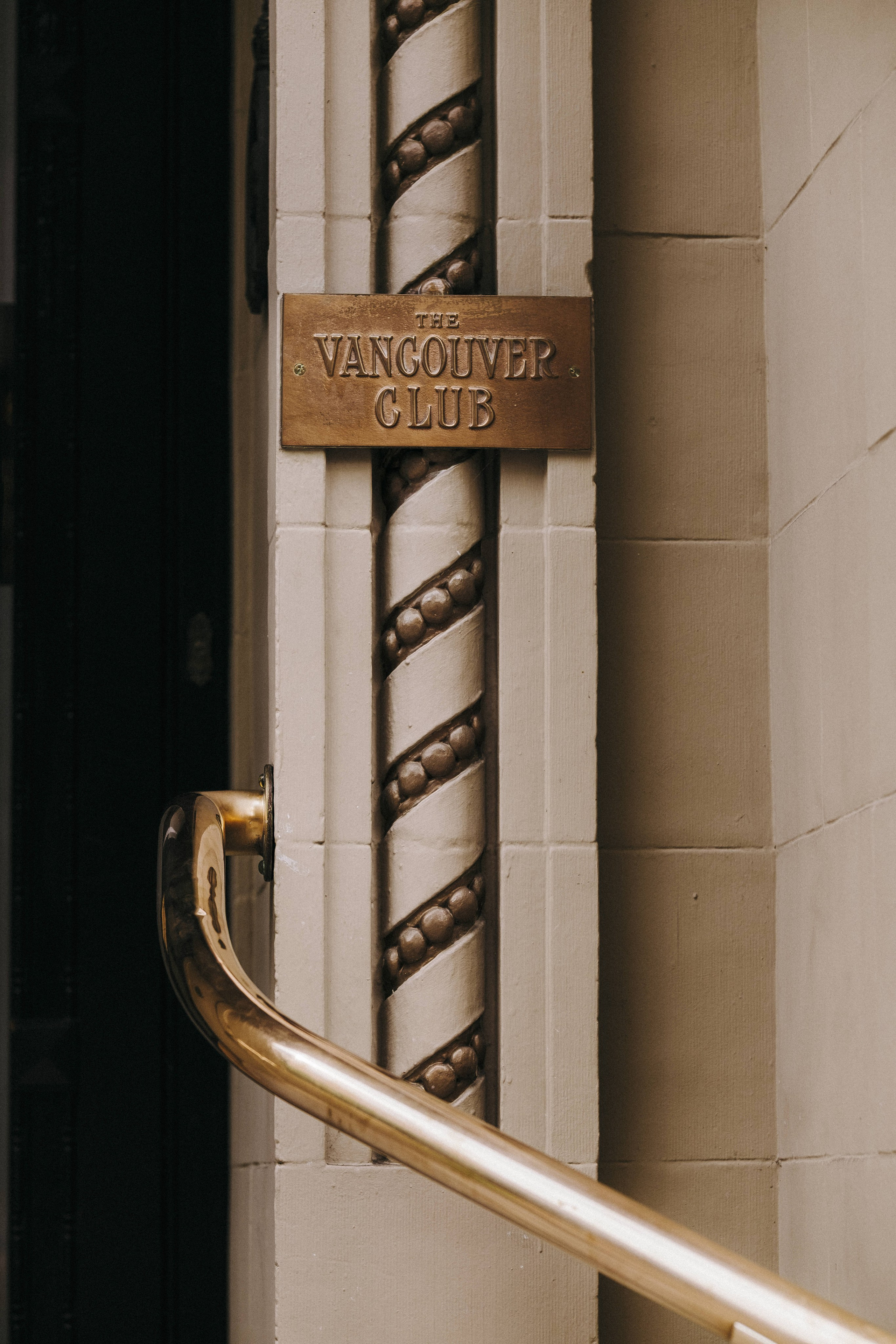 WeddingStory in Vancouver Club. Ivan Skufinsky — wedding and family photographer in Vancouver