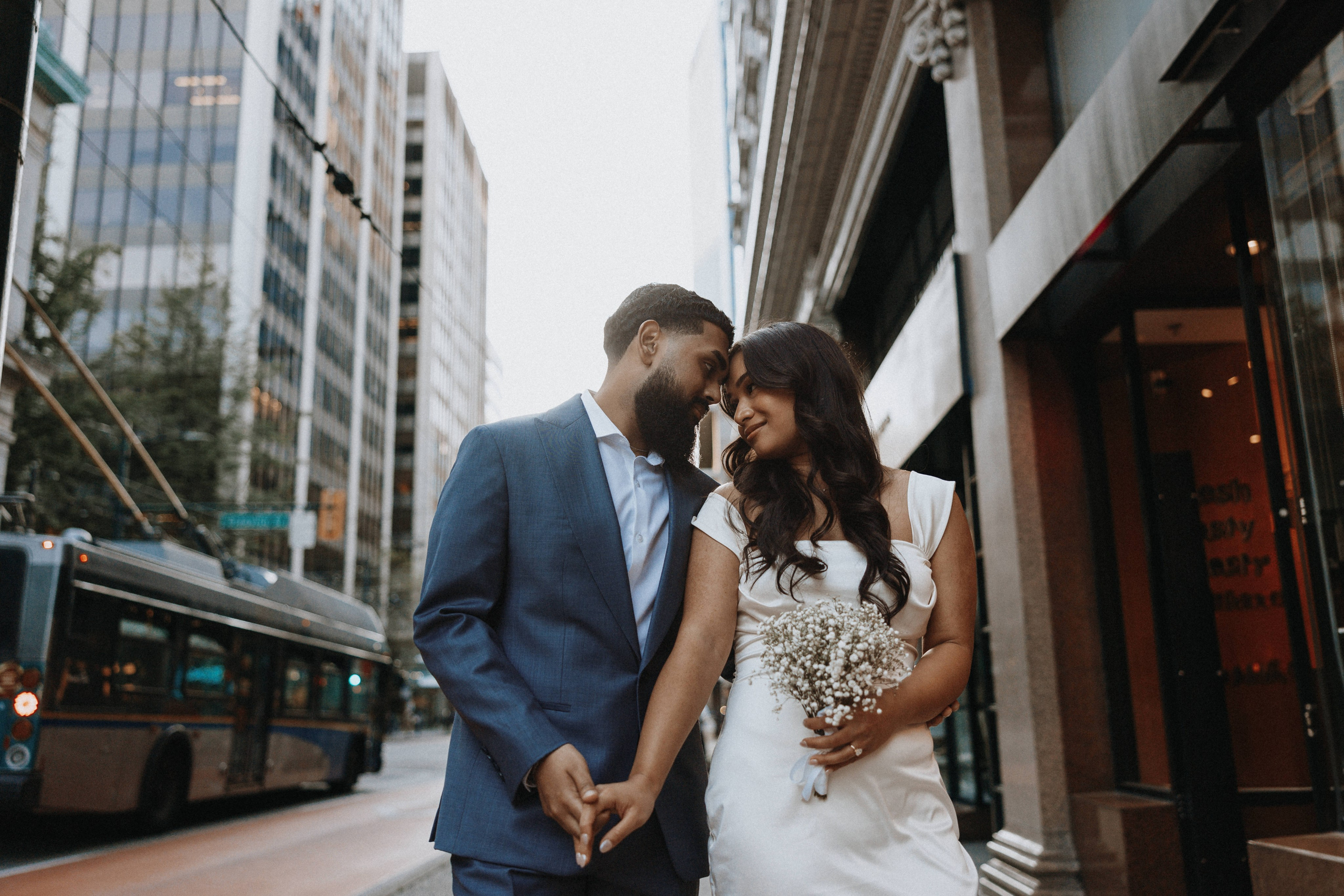 Engagement photographer vancouver. Ivan Skufinsky — wedding and family photographer in Vancouver