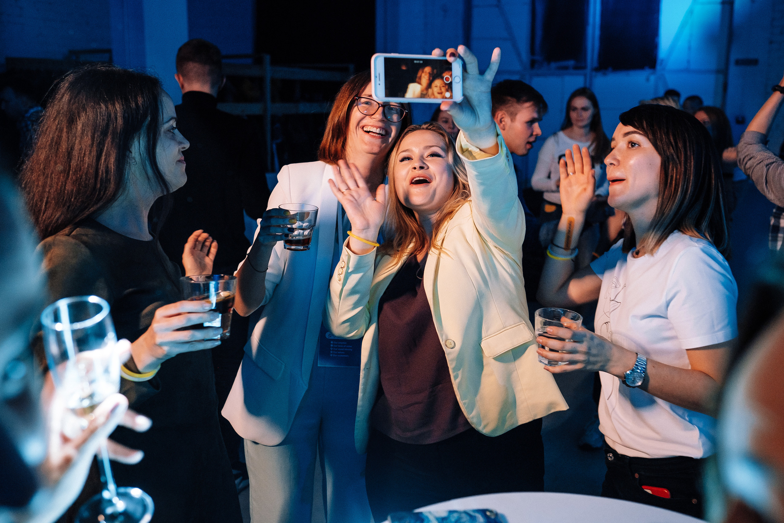 ZEO Alliance 24.10.19 party. Ivan Skufinsky — wedding and family photographer in Vancouver