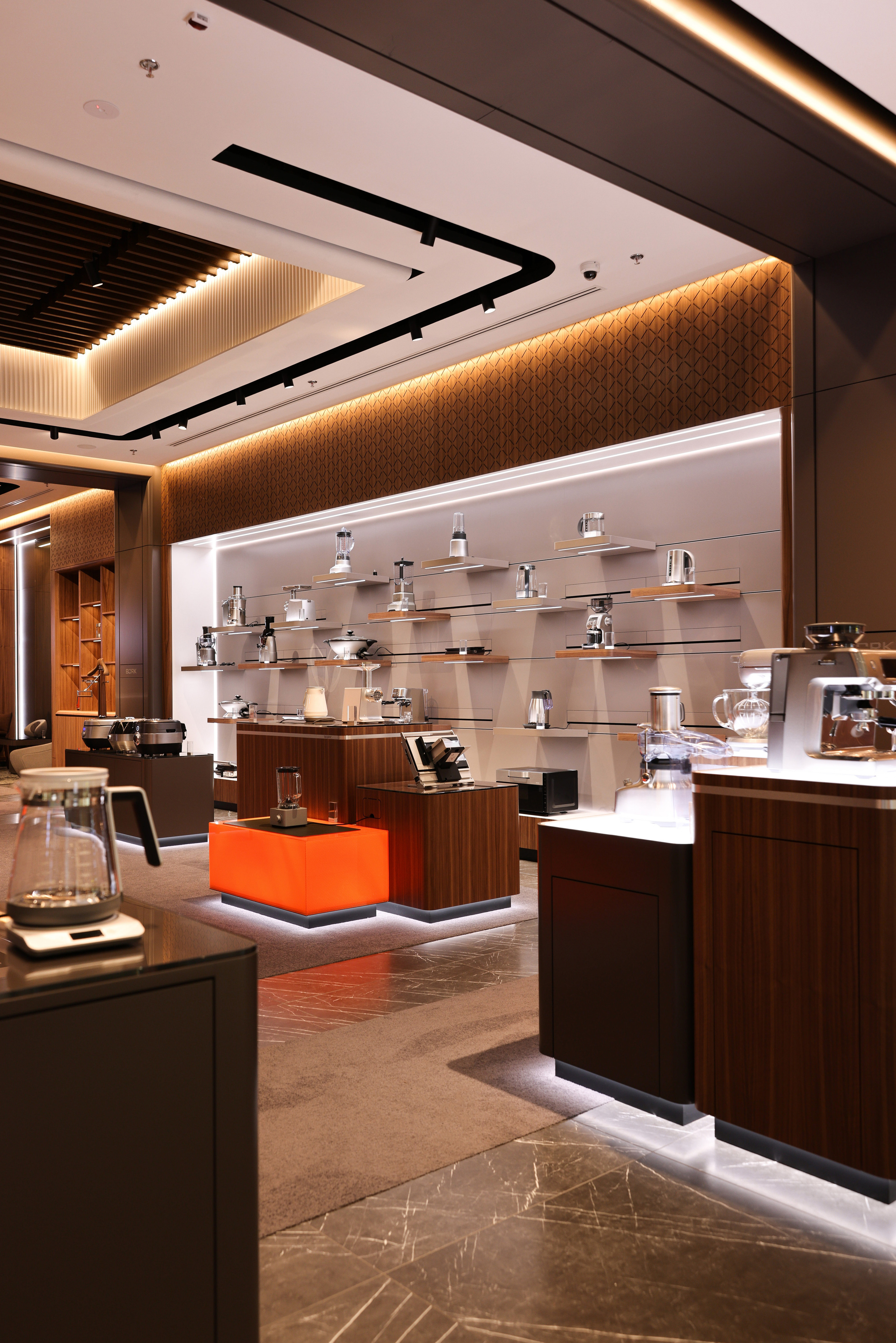 Интерьерный фотограф. Showroom Bork. Ivan Skufinsky — wedding and family photographer in Vancouver