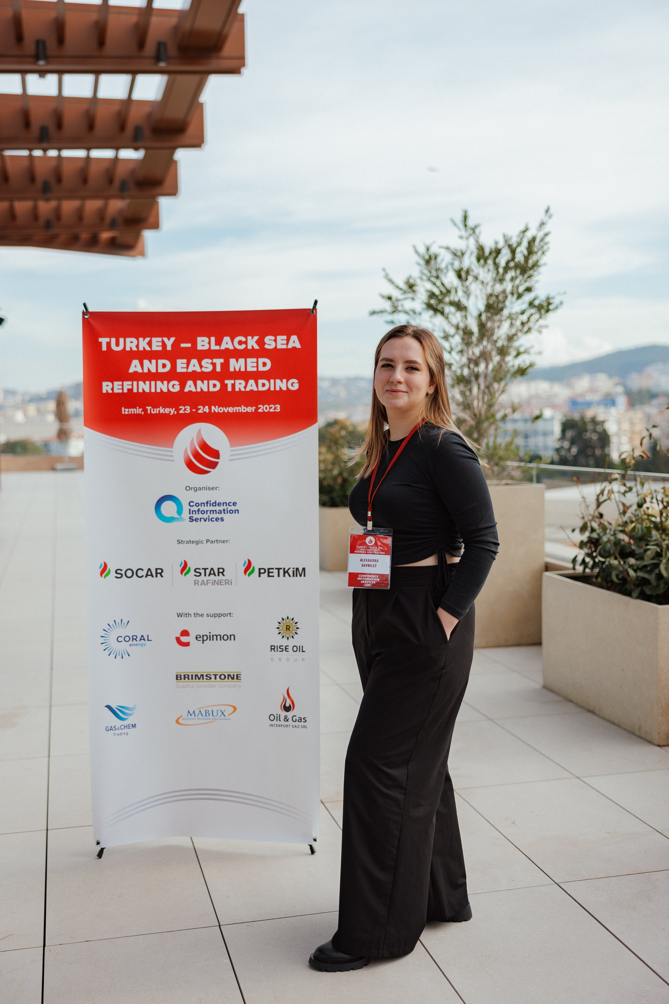 EXECUTIVE RETREAT Izmir Confidence Information Services. Ivan Skufinsky — wedding and family photographer in Vancouver