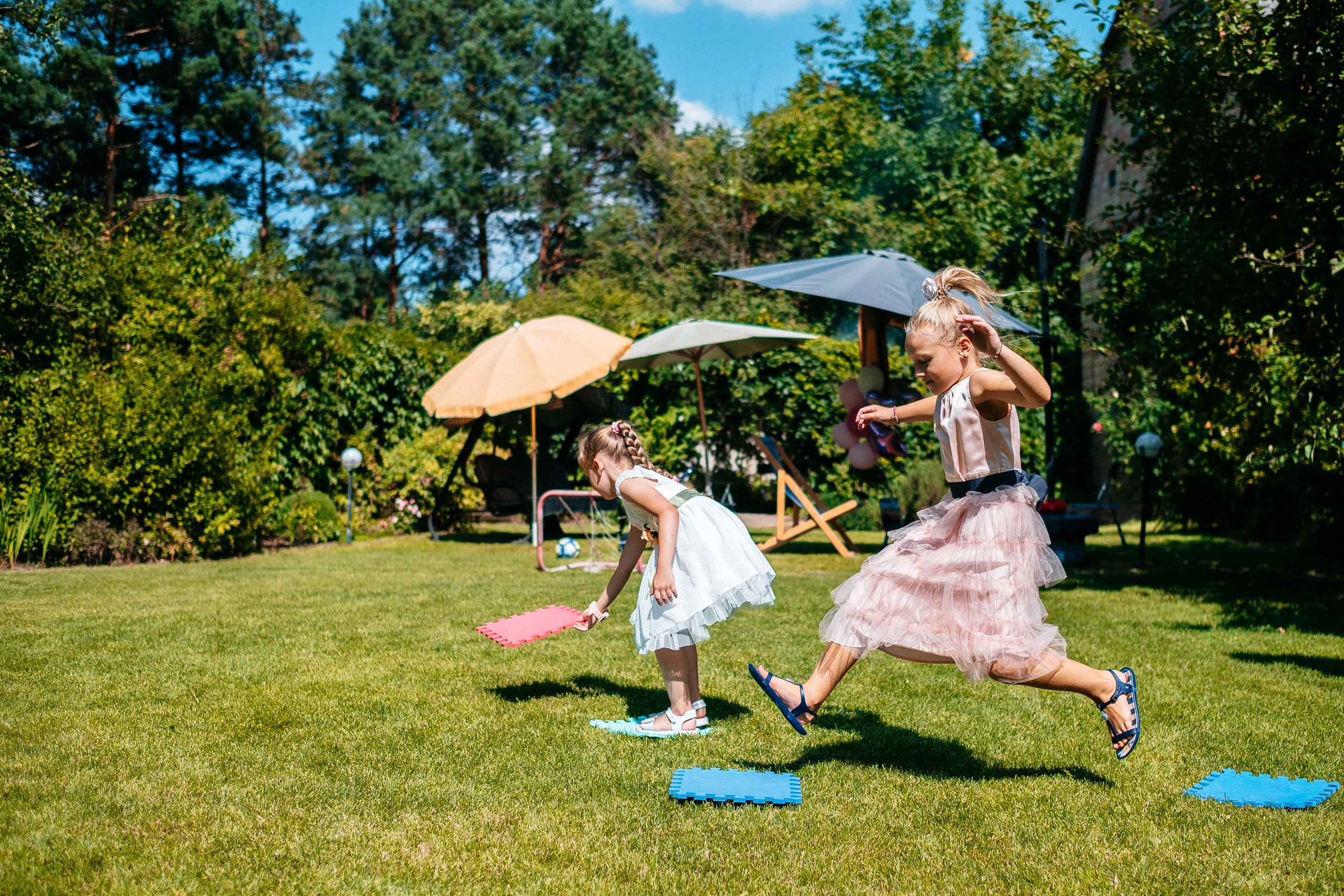 Liza is 7 years old. Ivan Skufinsky — wedding and family photographer in Vancouver