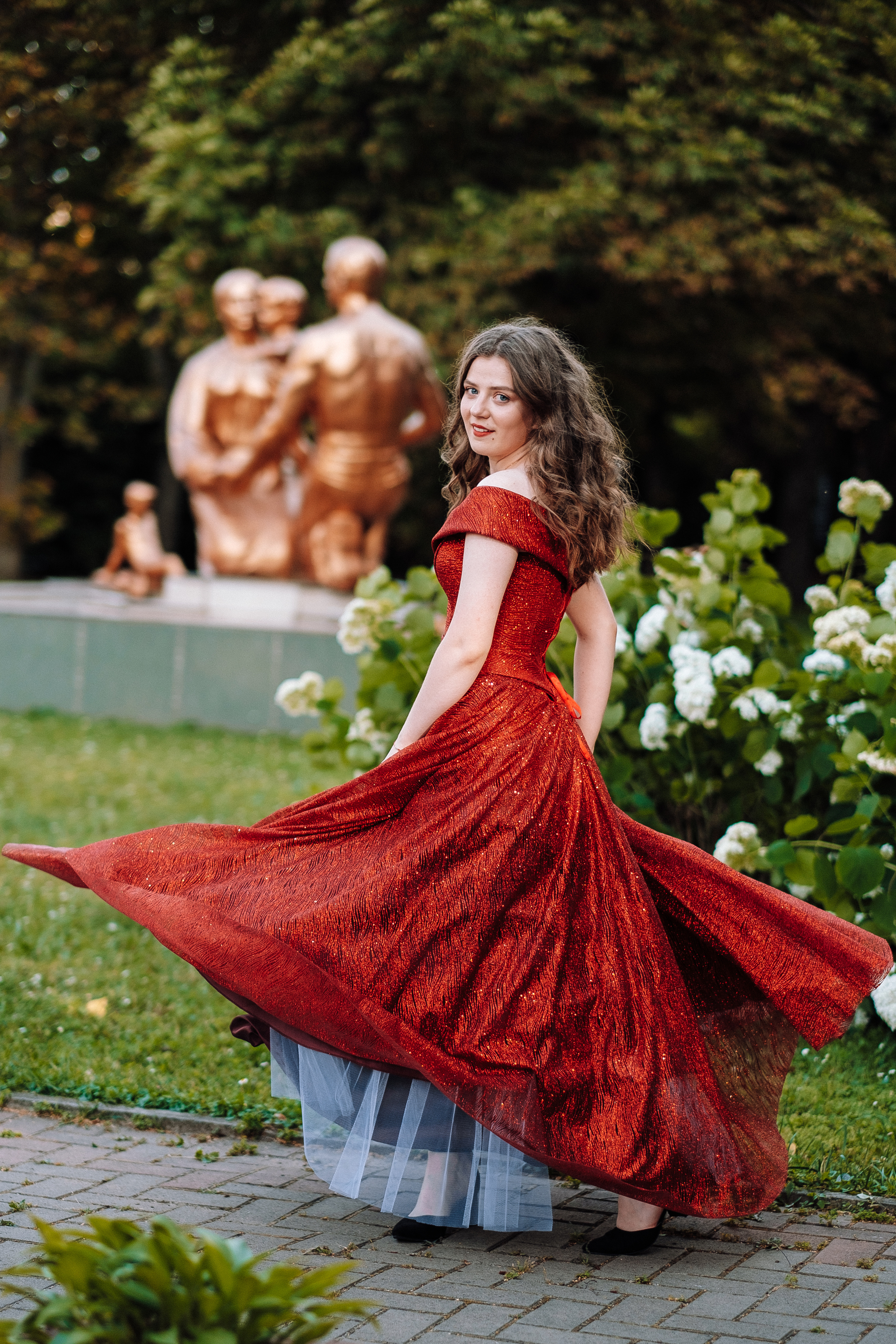 Выпускной школа номер 3. Хмельник. Ivan Skufinsky — wedding and family photographer in Vancouver