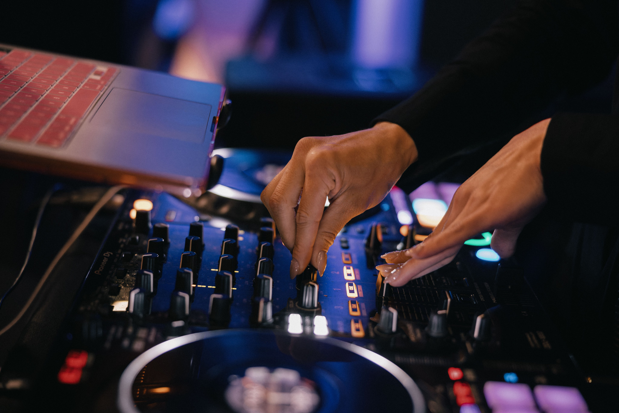 Spase Centre Event Vancouver. Ivan Skufinsky — wedding and family photographer in Vancouver