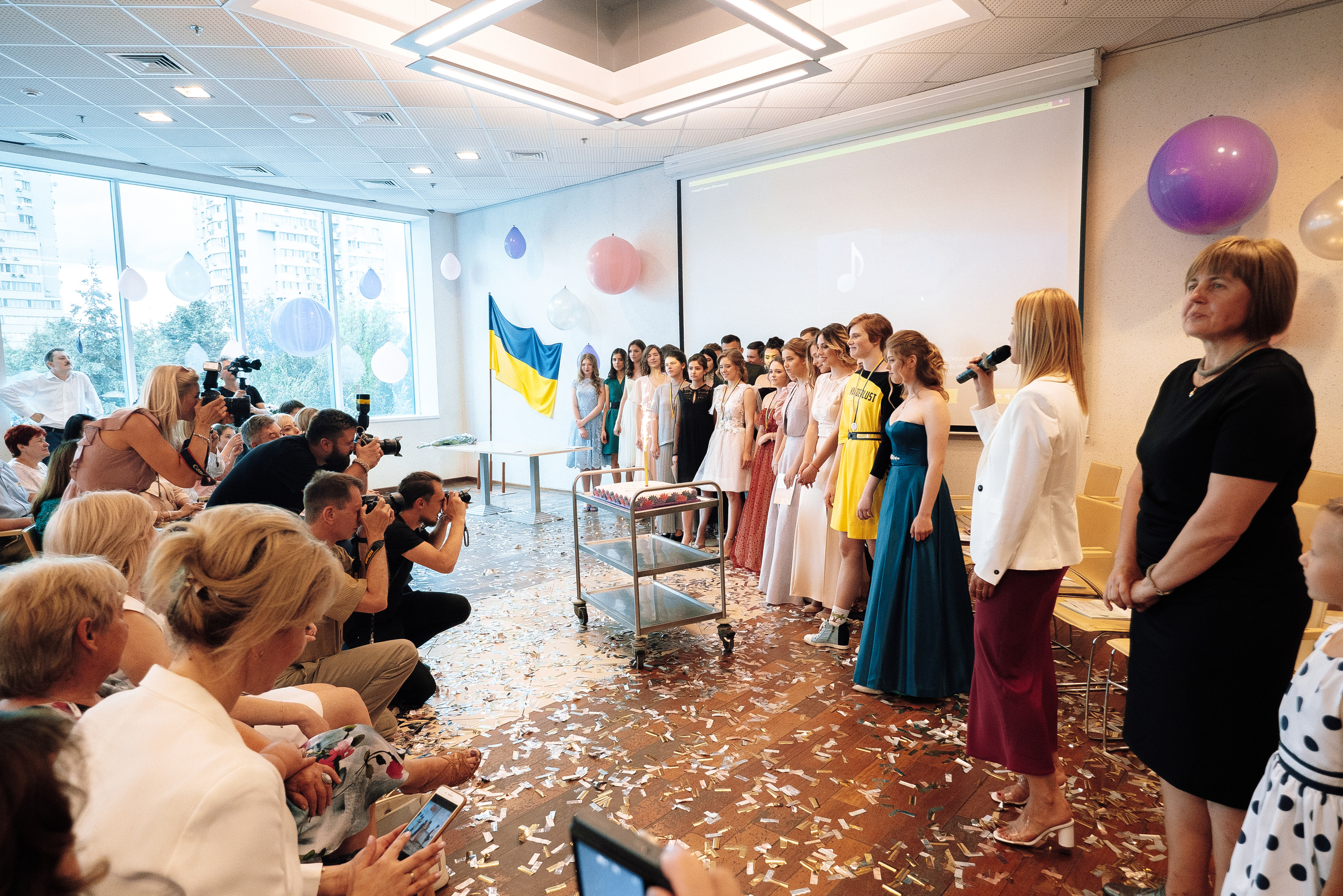 Выпускной 153 Гимназия. Ivan Skufinsky — wedding and family photographer in Vancouver