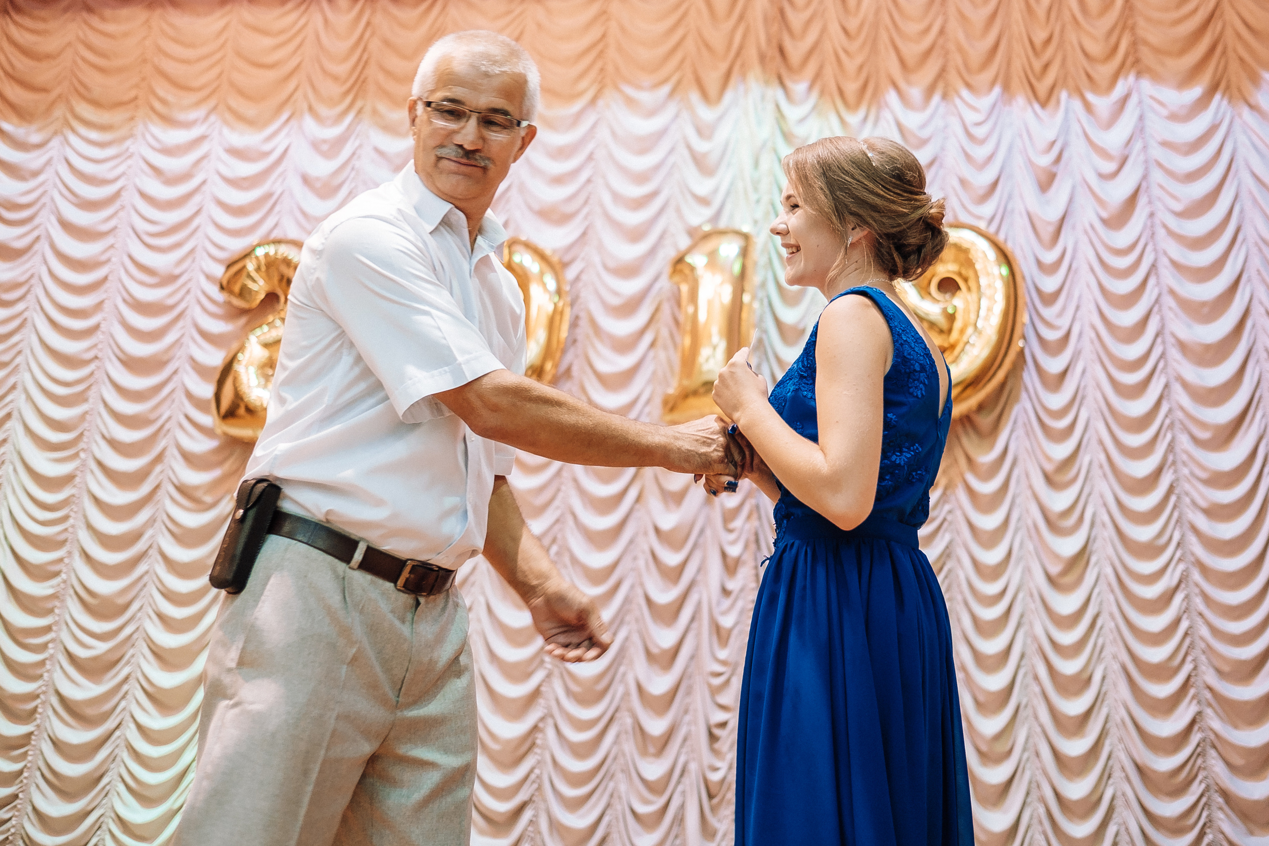 Выпускной школа номер 3. Хмельник. Ivan Skufinsky — wedding and family photographer in Vancouver