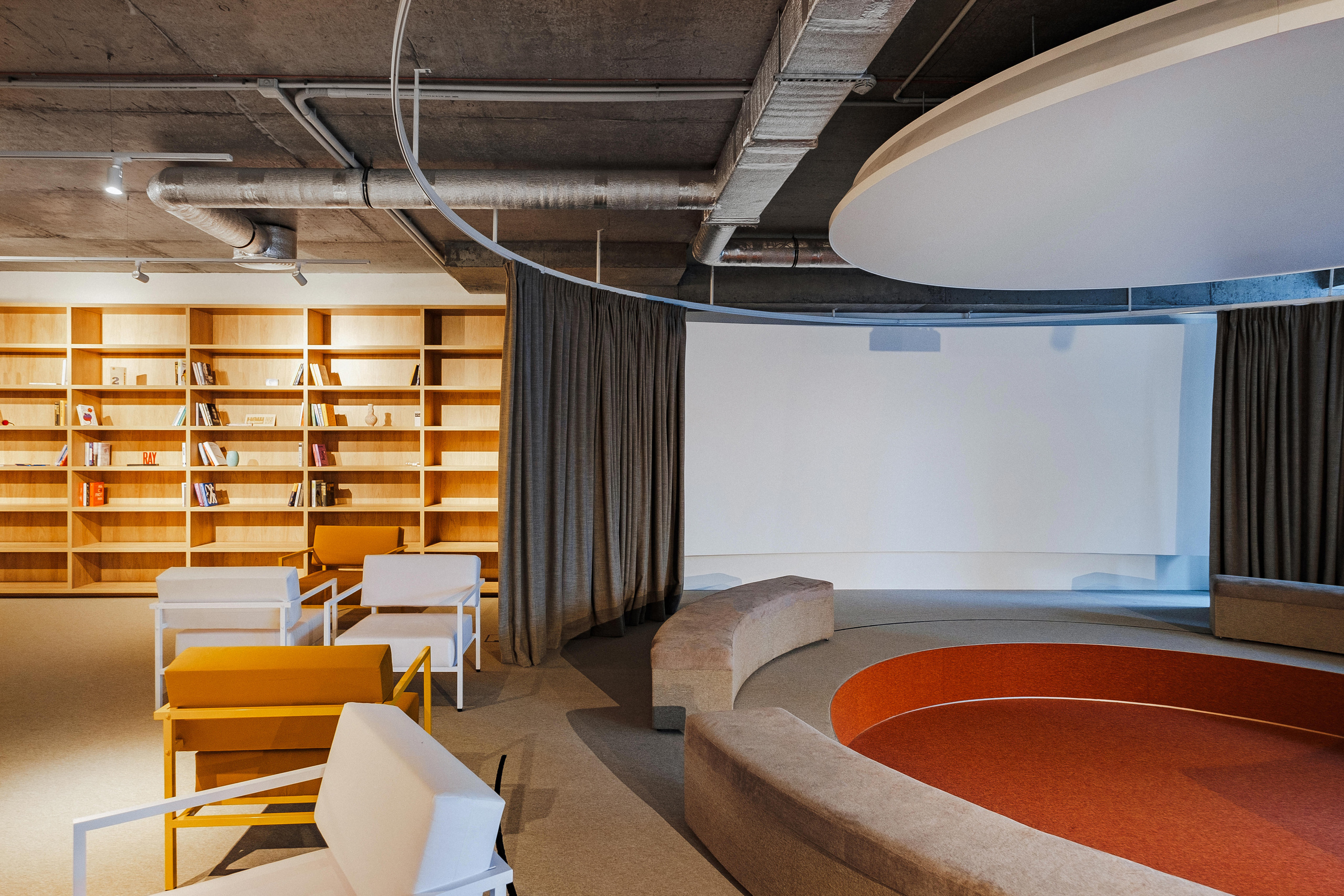 UNIT SYTI B10. Ivan Skufinsky — wedding and family photographer in Vancouver