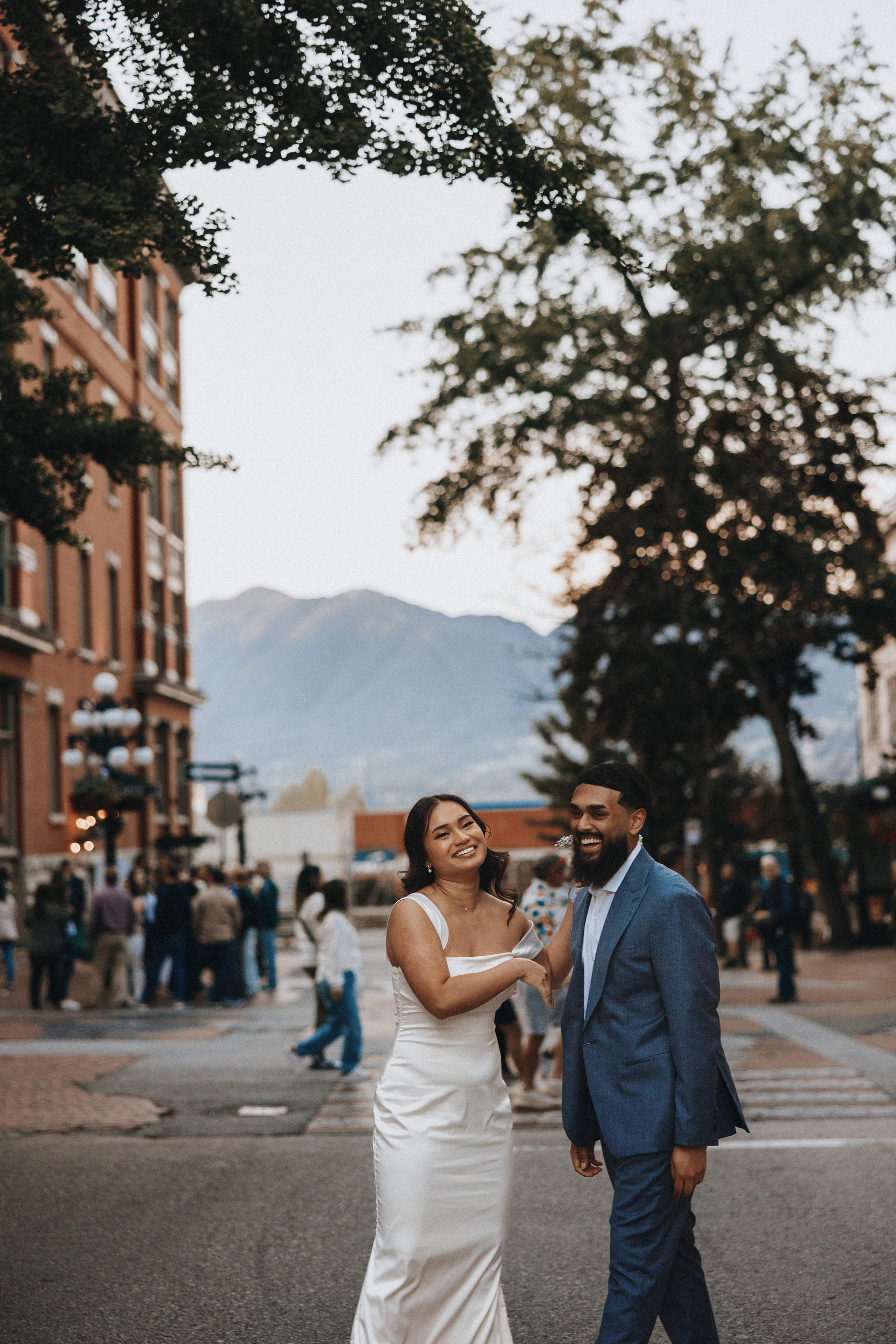 Engagement photographer vancouver. Ivan Skufinsky — wedding and family photographer in Vancouver