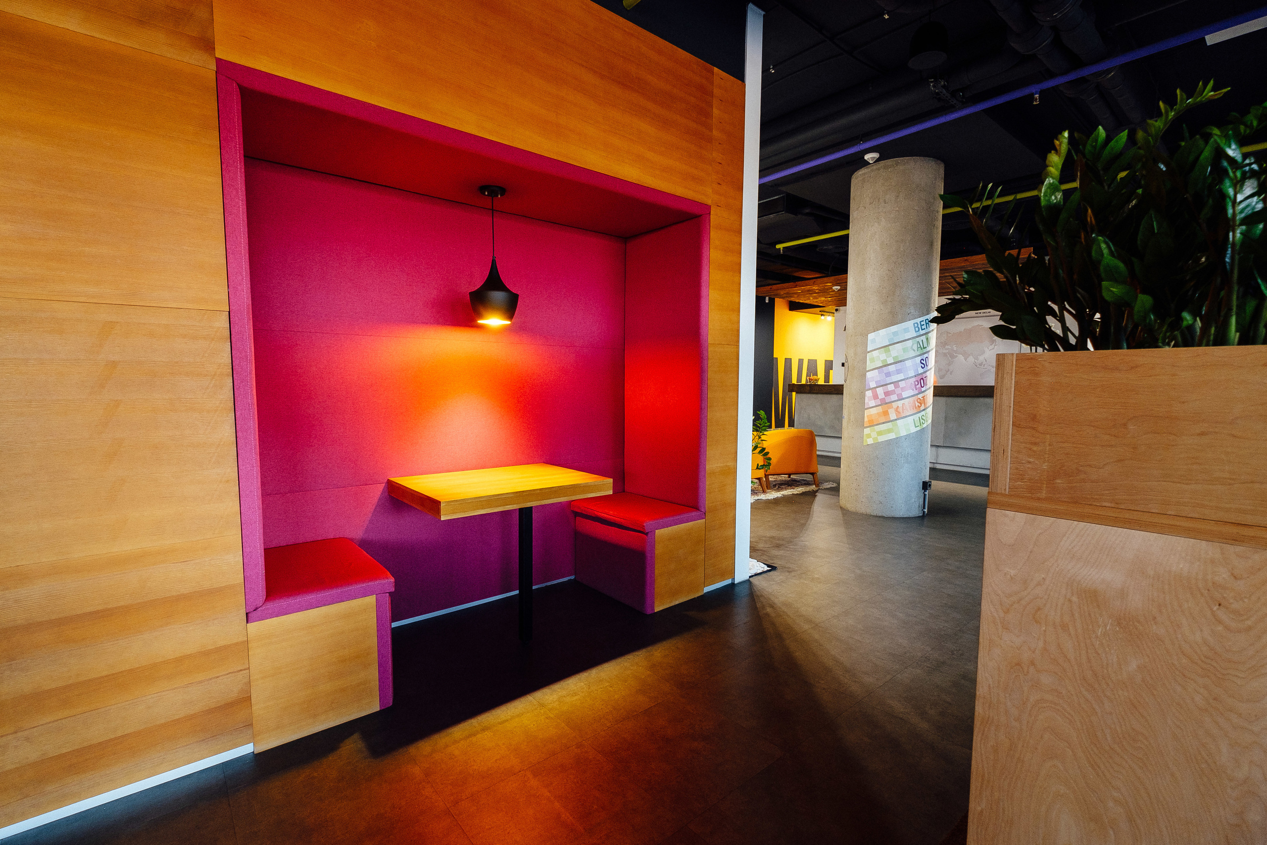 Фотоэкскурсия в компанию OLX. Ivan Skufinsky — wedding and family photographer in Vancouver