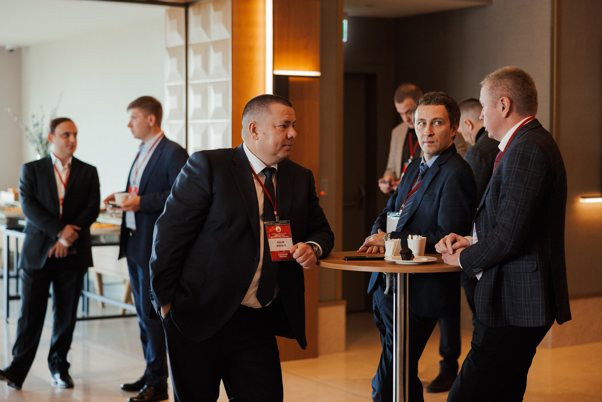 EXECUTIVE RETREAT Izmir Confidence Information Services. Ivan Skufinsky — wedding and family photographer in Vancouver