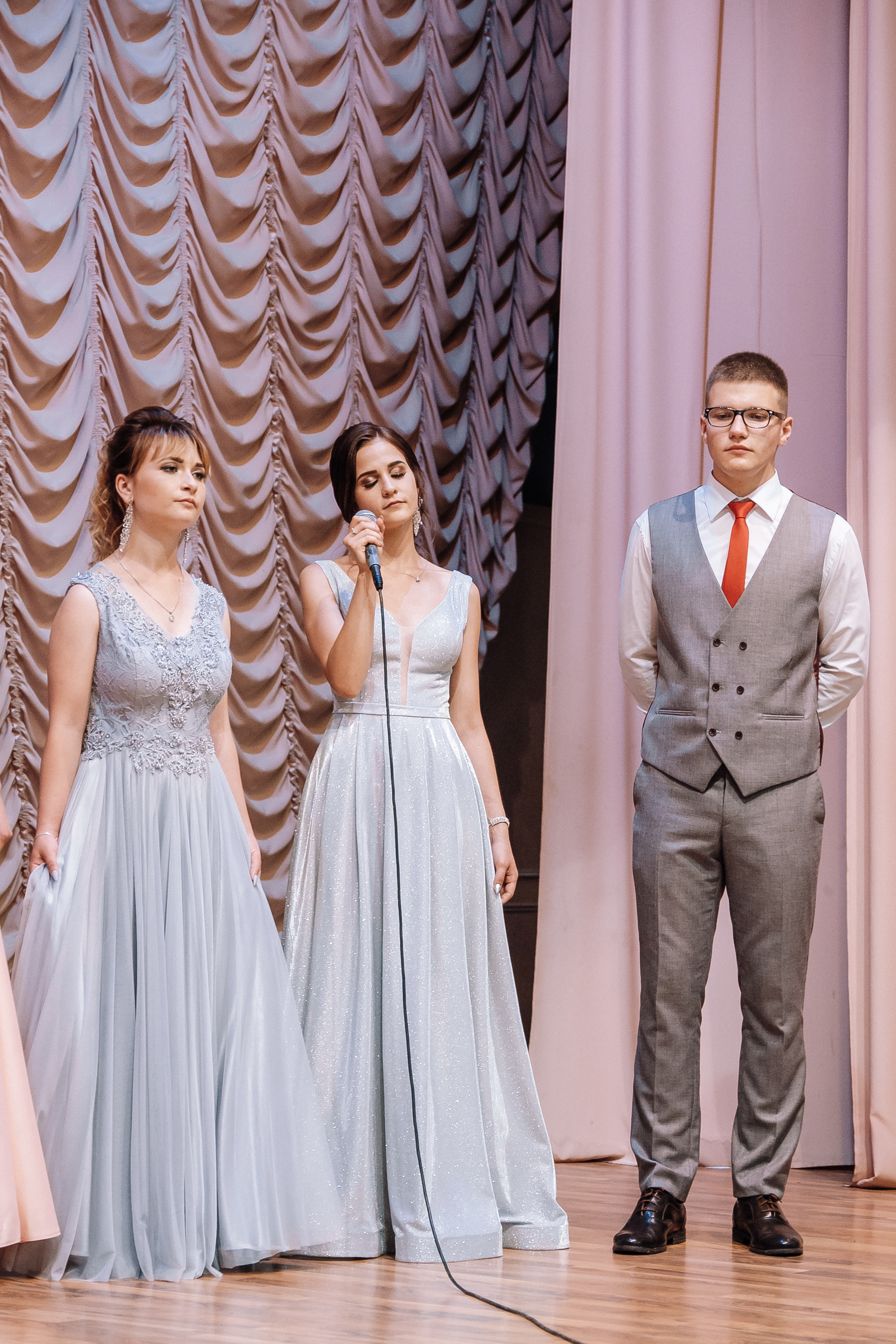 Выпускной школа номер 3. Хмельник. Ivan Skufinsky — wedding and family photographer in Vancouver