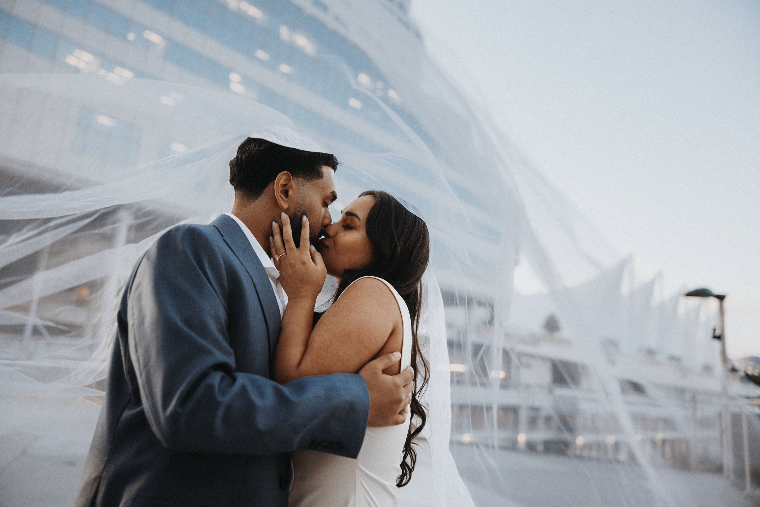 Engagement photographer vancouver. Ivan Skufinsky — wedding and family photographer in Vancouver