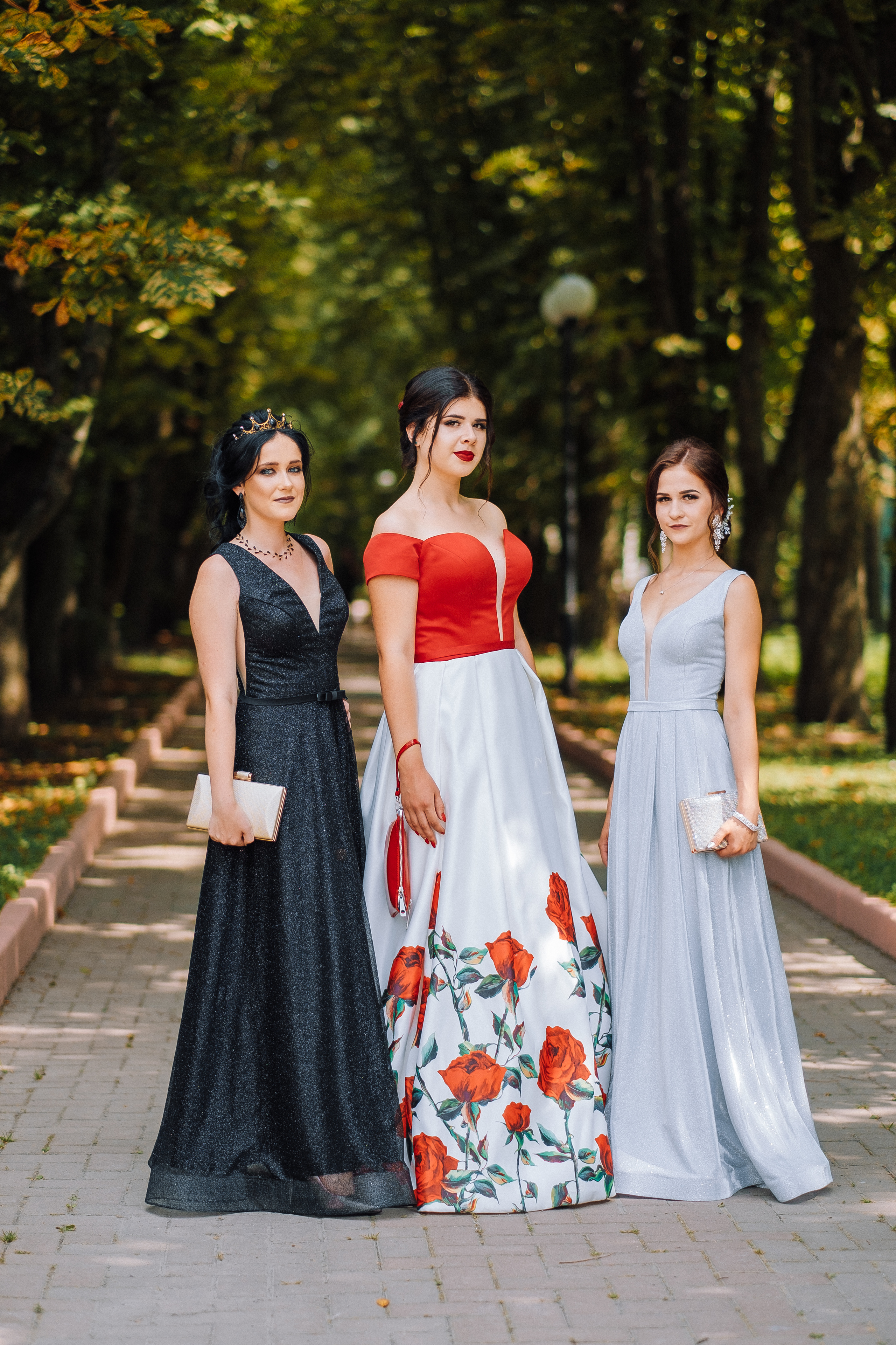 Выпускной школа номер 3. Хмельник. Ivan Skufinsky — wedding and family photographer in Vancouver