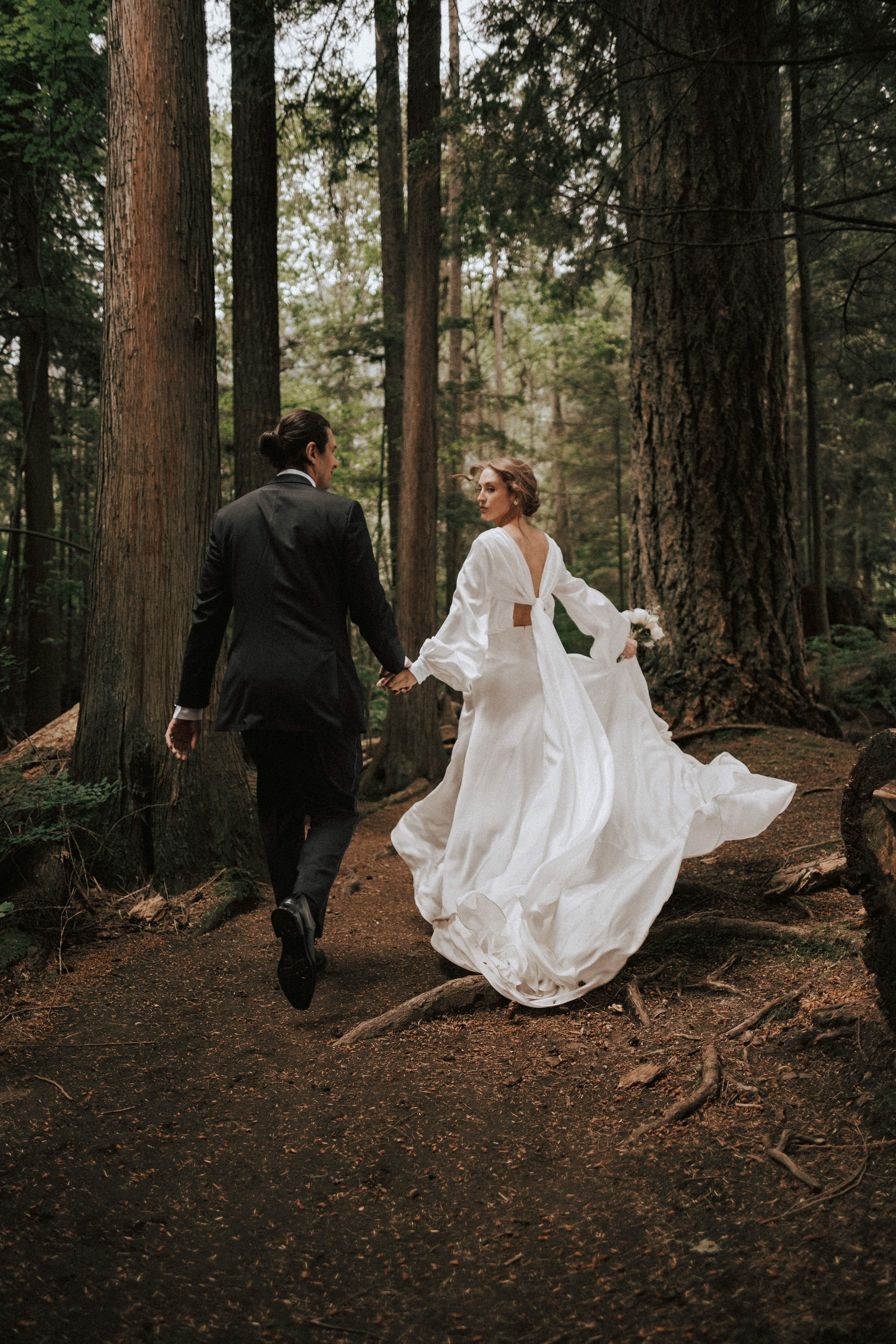 Michael & Caitlyn. Ivan Skufinsky — wedding and family photographer in Vancouver