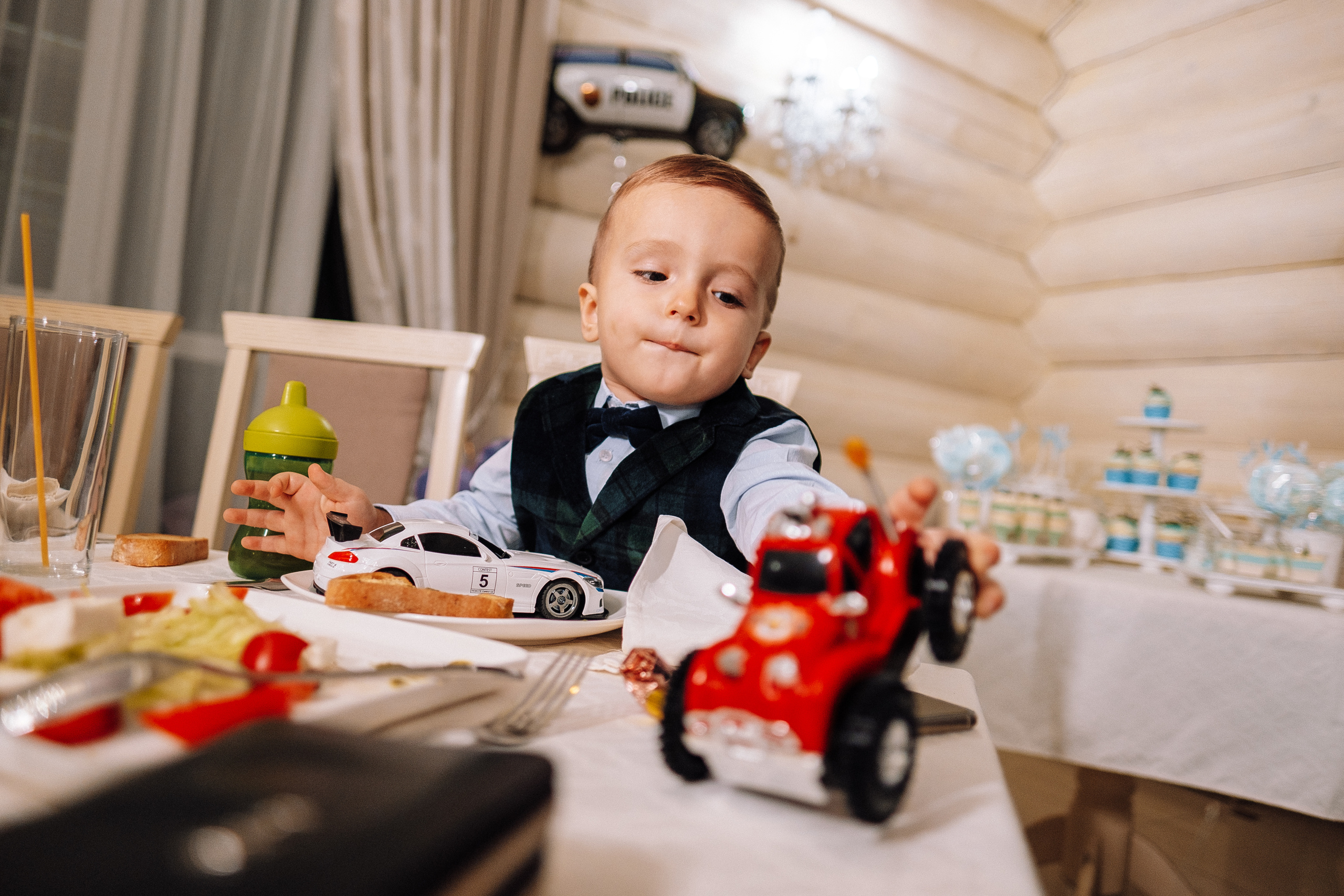 Версаль 30.11.2019. Ivan Skufinsky — wedding and family photographer in Vancouver