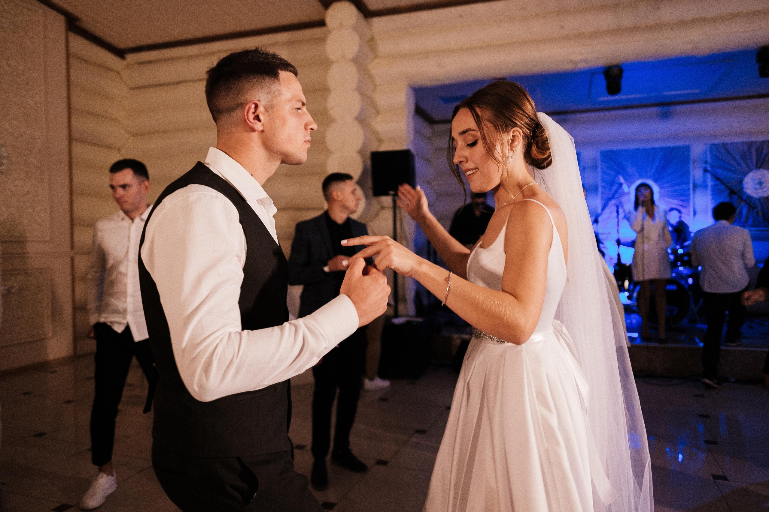 Wedding photographer in Vancouver Весільний фотограф у Ванкувері. Ivan Skufinsky — wedding and family photographer in Vancouver