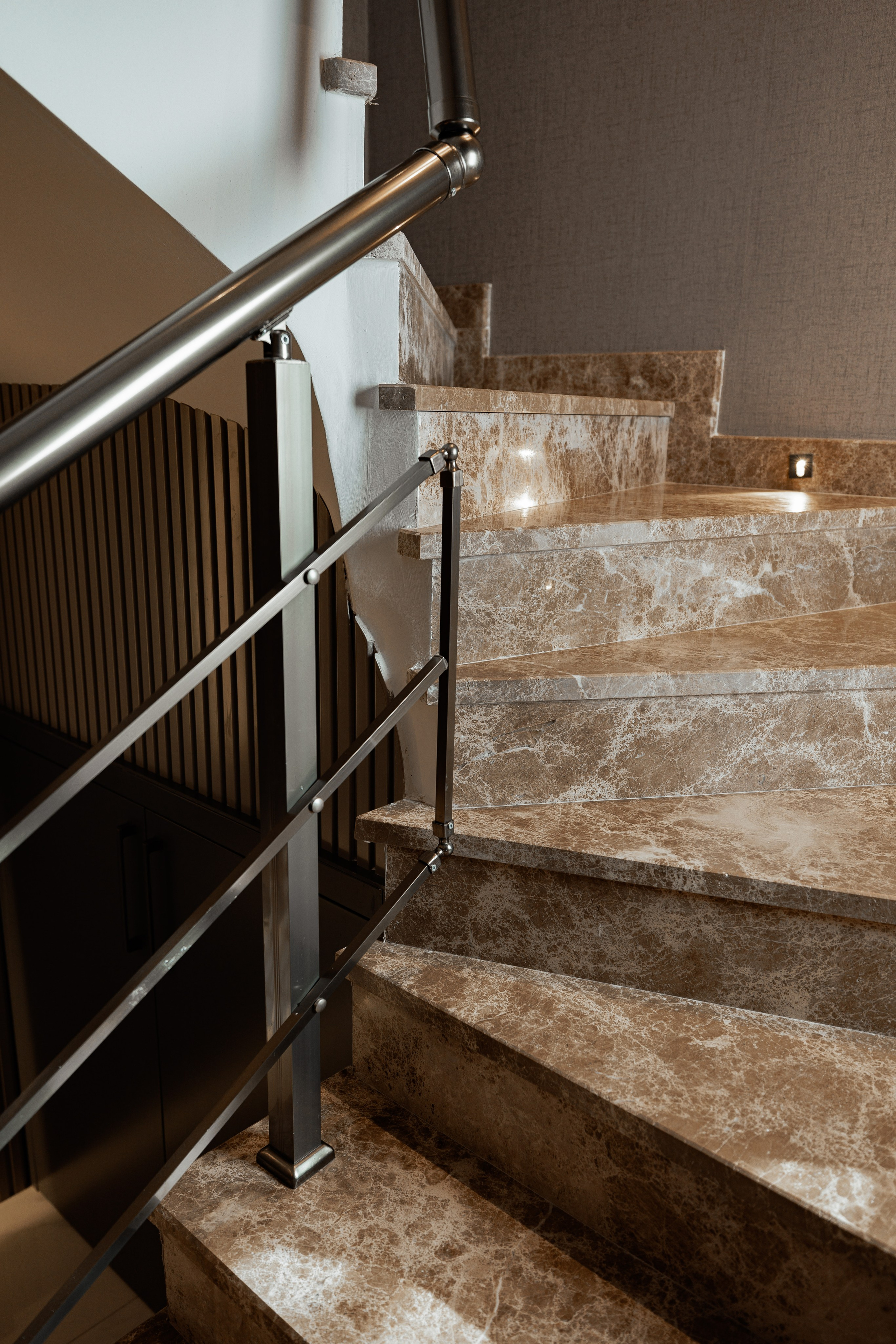 Real estate photographer in Vancouver Burnaby Richmond. Ivan Skufinsky — wedding and family photographer in Vancouver