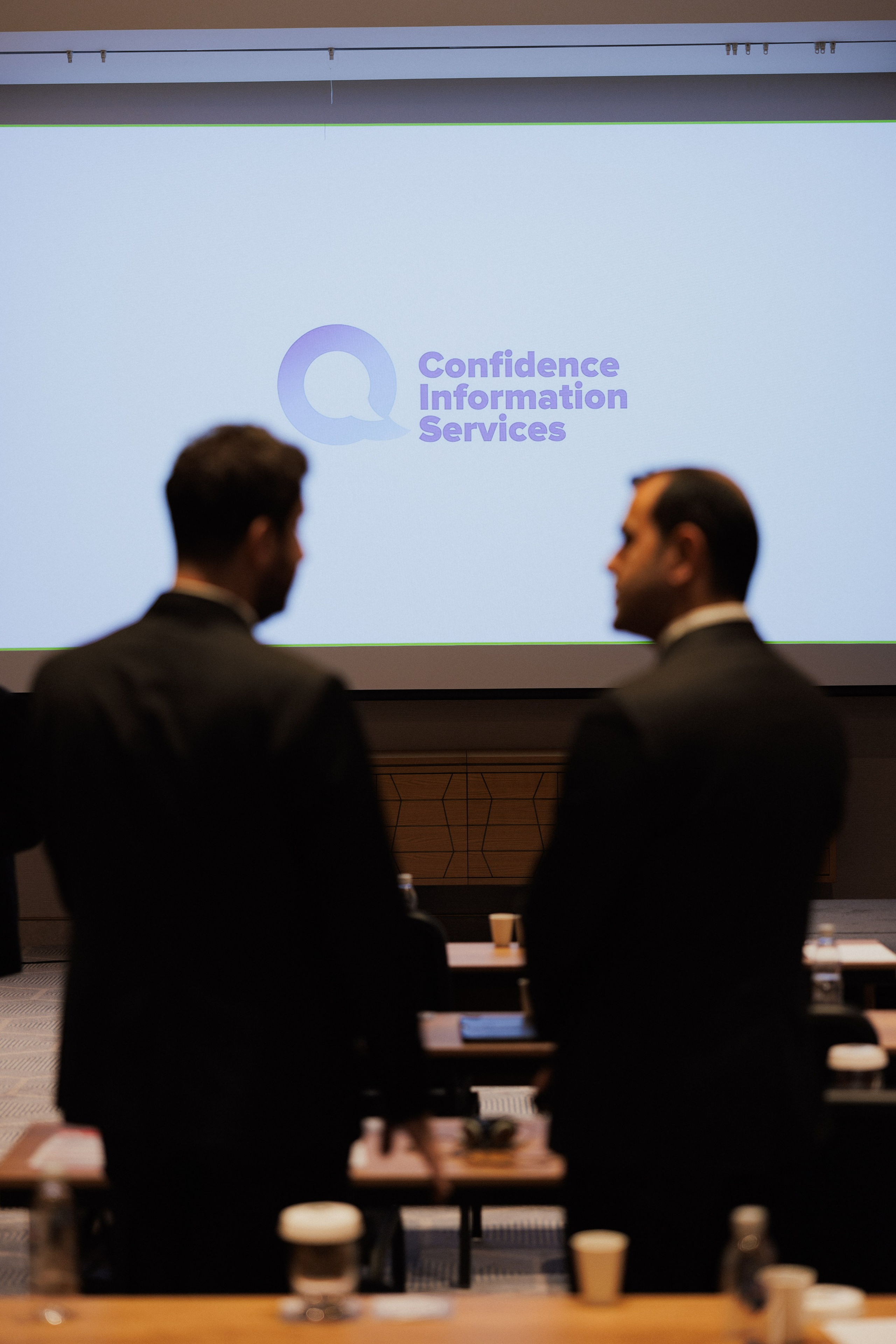 EXECUTIVE RETREAT Izmir Confidence Information Services. Ivan Skufinsky — wedding and family photographer in Vancouver