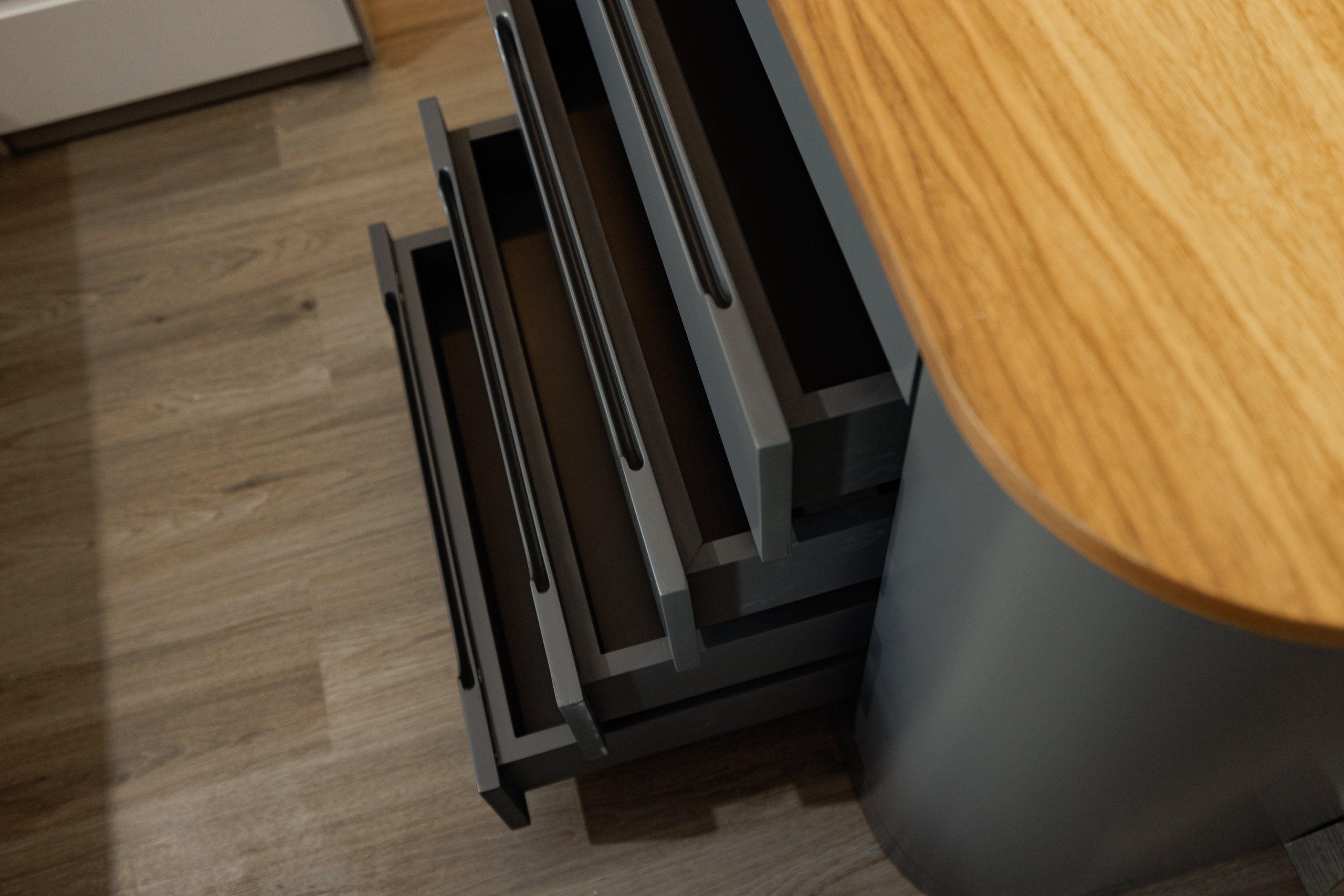 Real estate photographer in Vancouver Burnaby Richmond. Ivan Skufinsky — wedding and family photographer in Vancouver