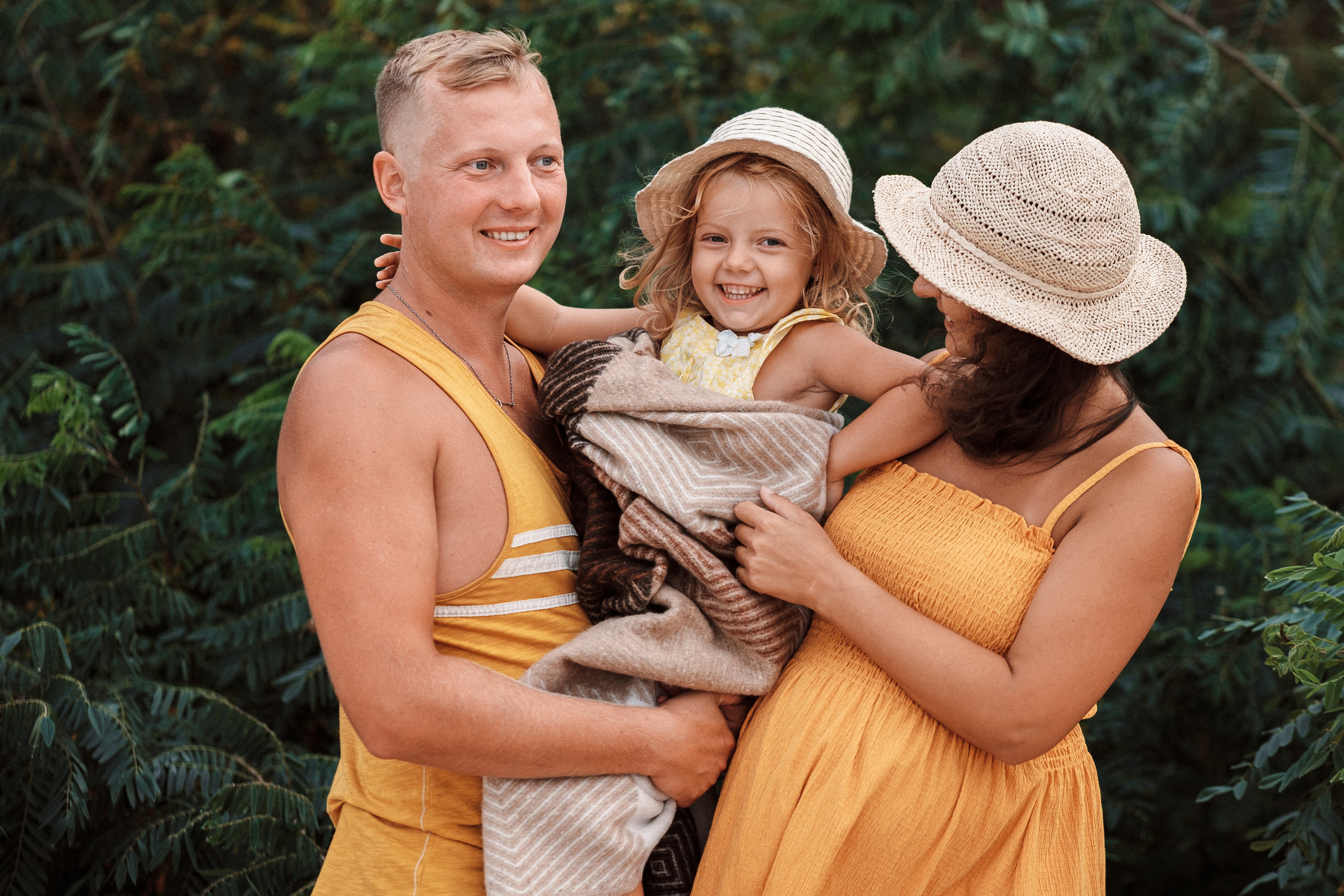 Sincere family photo session. искренняя семейная фотосессия. Ivan Skufinsky — wedding and family photographer in Vancouver