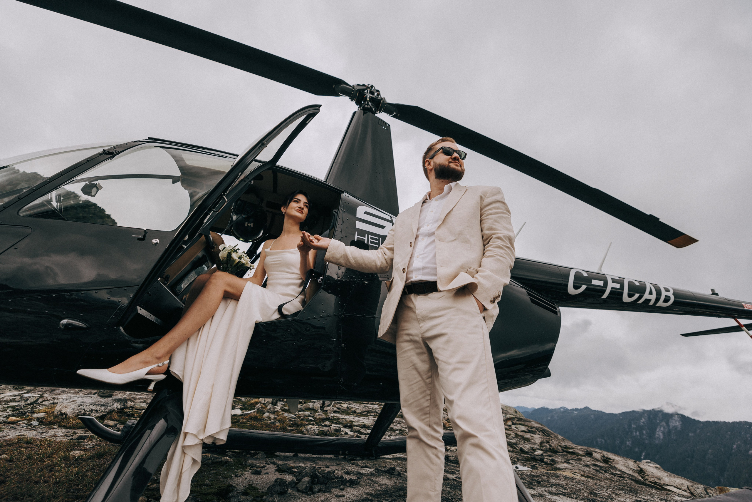 Sky-High Love: Stunning Vancouver Mountain Wedding Shoot by Helicopter. Ivan Skufinsky — wedding and family photographer in Vancouver