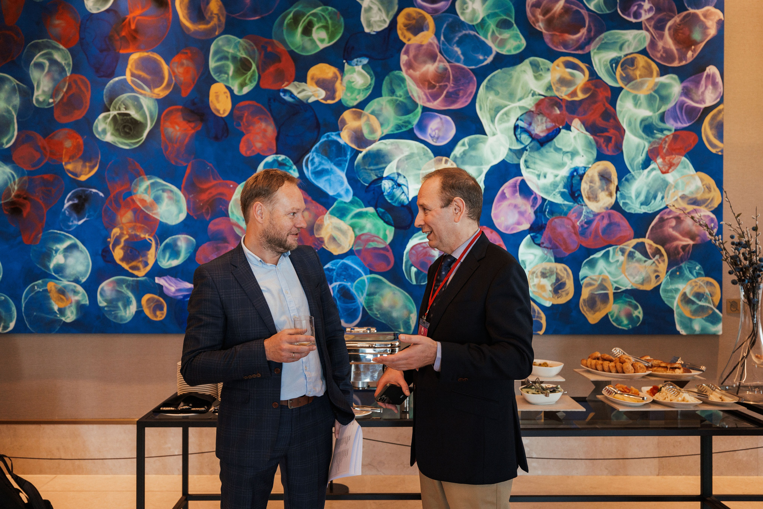 EXECUTIVE RETREAT Izmir Confidence Information Services. Ivan Skufinsky — wedding and family photographer in Vancouver