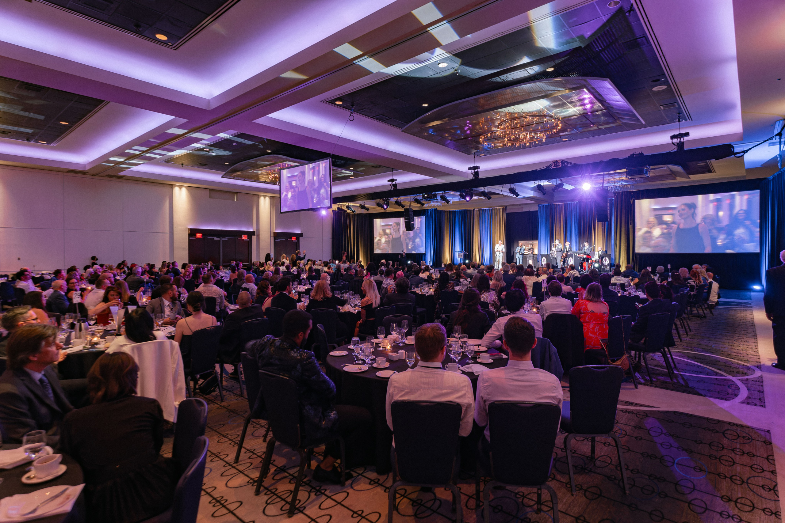 Event photographer in Vancouver Burnaby BC. Ivan Skufinsky — wedding and family photographer in Vancouver