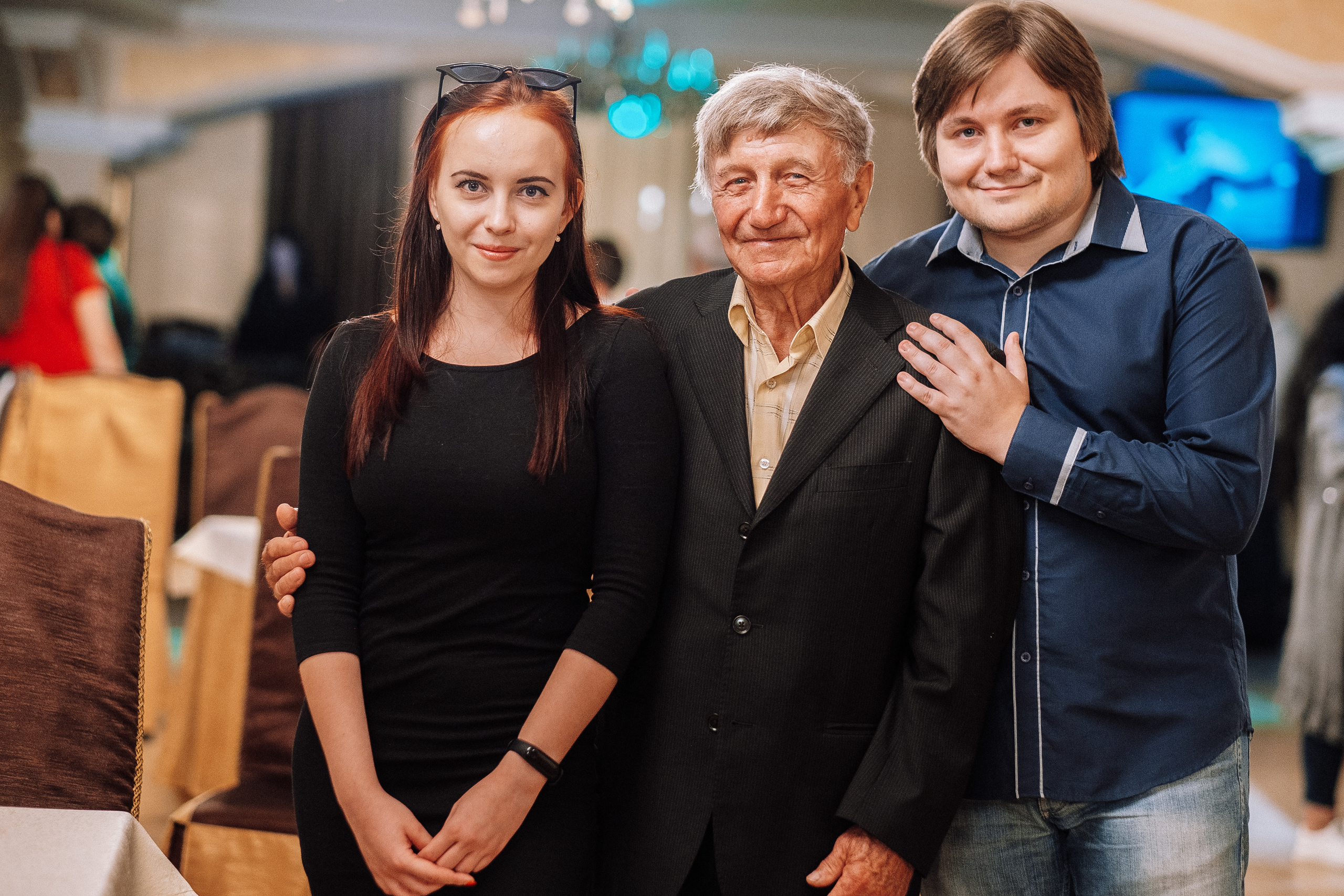 Дедушке Виктору 80. Ivan Skufinsky — wedding and family photographer in Vancouver