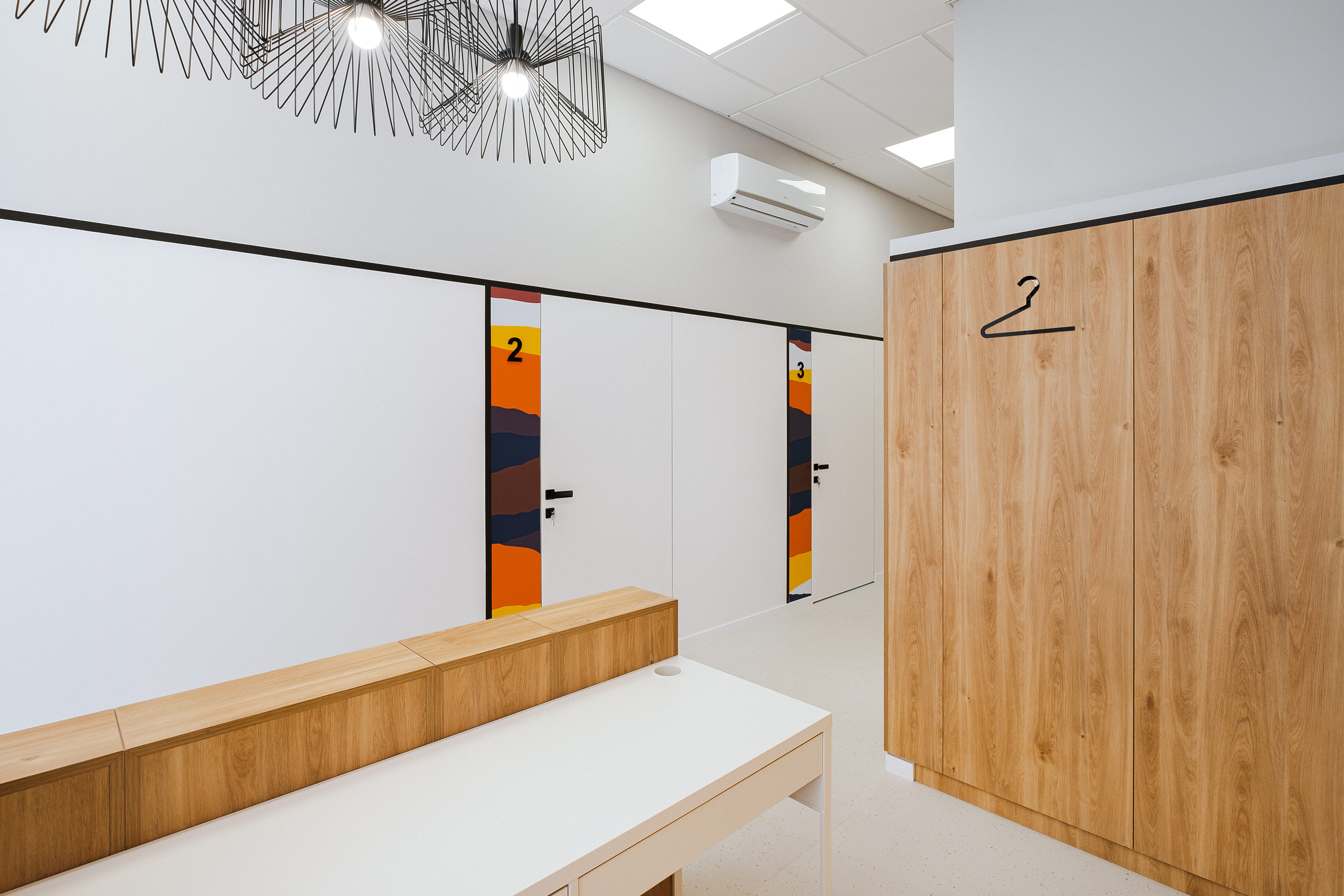 CLINIC CABIMED. Ivan Skufinsky — wedding and family photographer in Vancouver