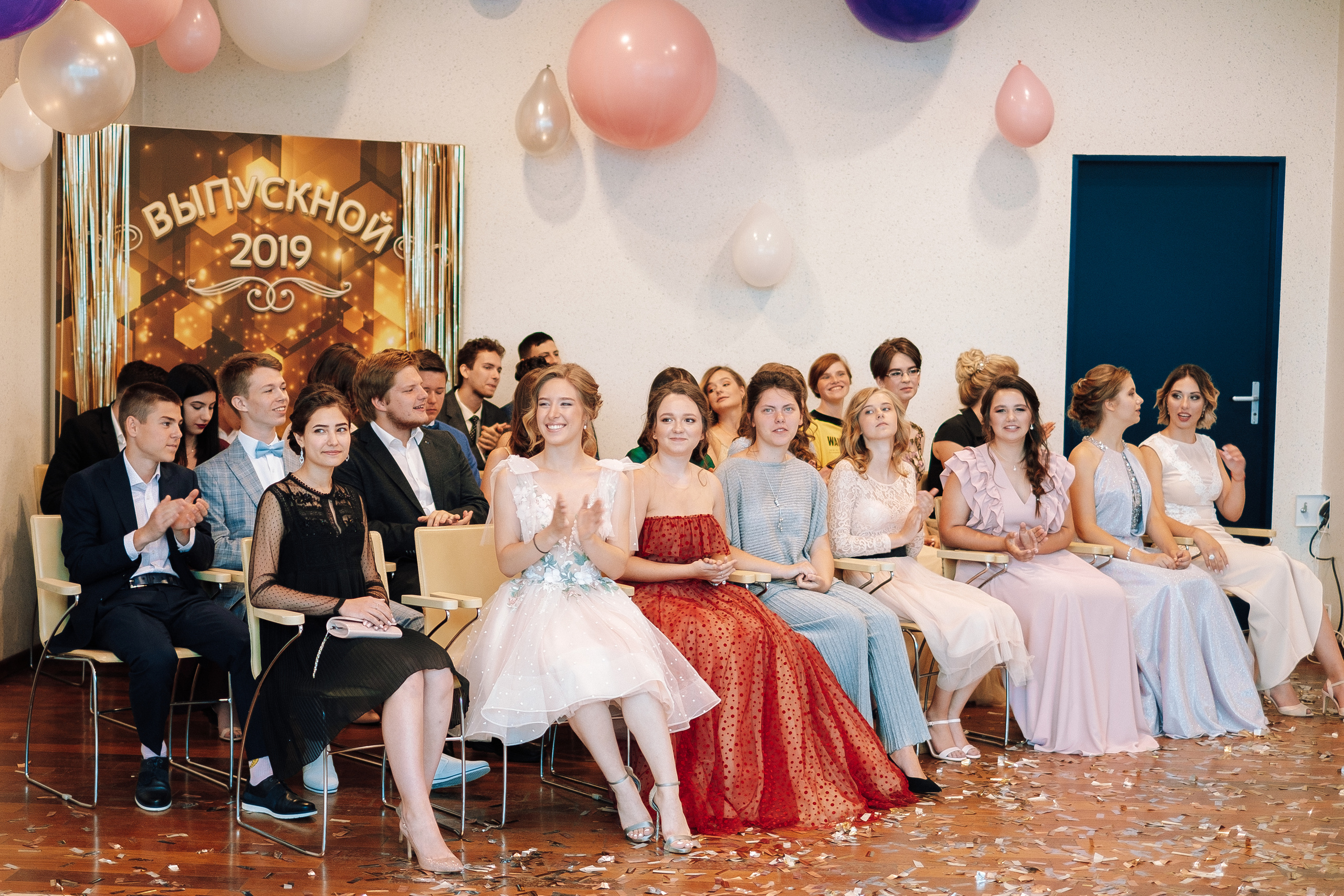 Выпускной 153 Гимназия. Ivan Skufinsky — wedding and family photographer in Vancouver