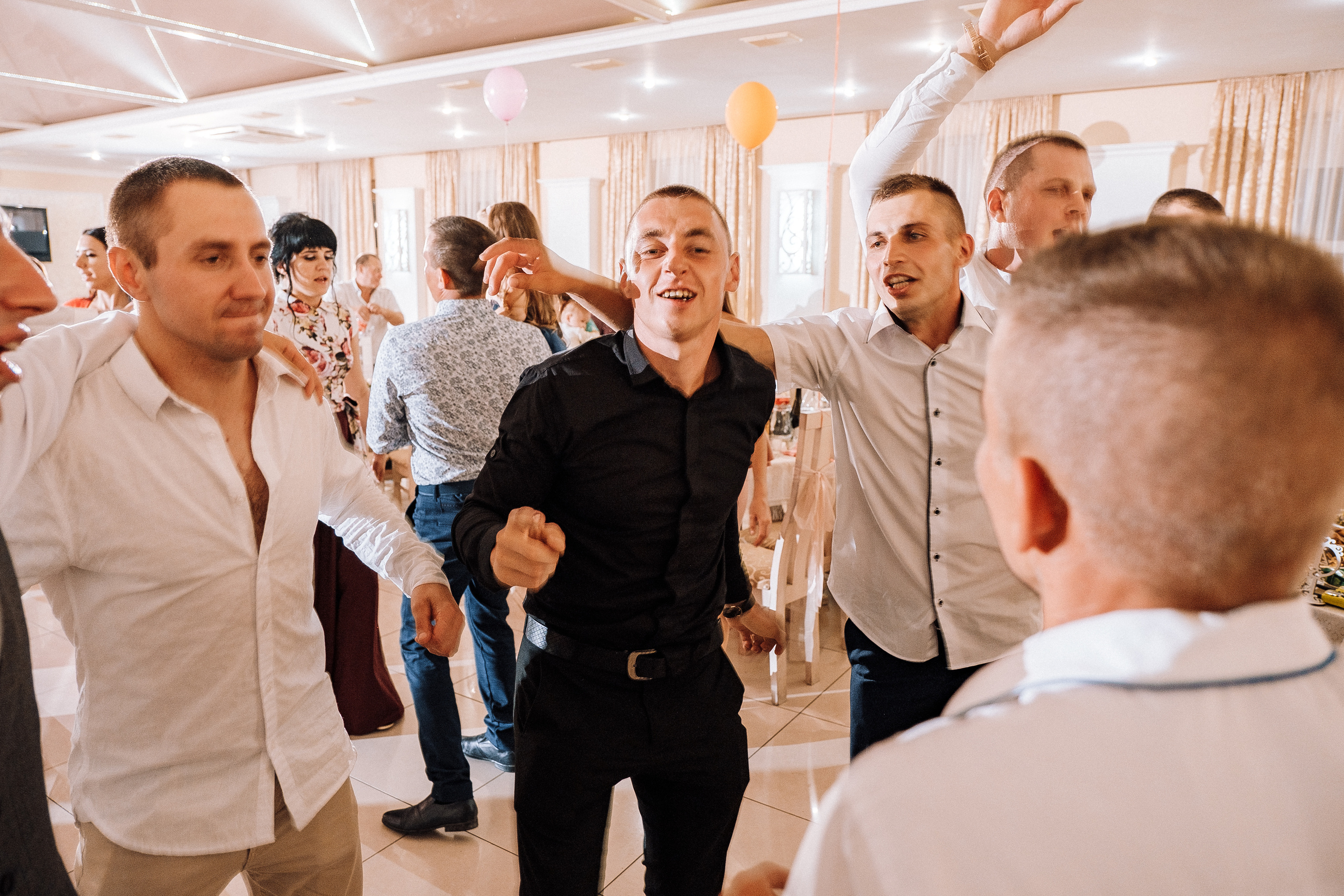 Свадебная история Иван+Ирина. Ivan Skufinsky — wedding and family photographer in Vancouver