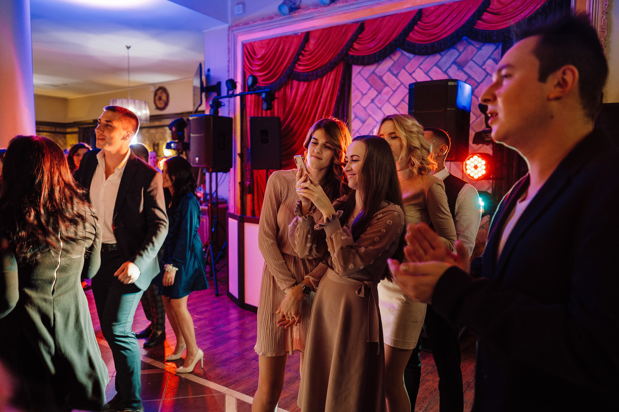 Pre wedding story 19.10.2019. Ivan Skufinsky — wedding and family photographer in Vancouver