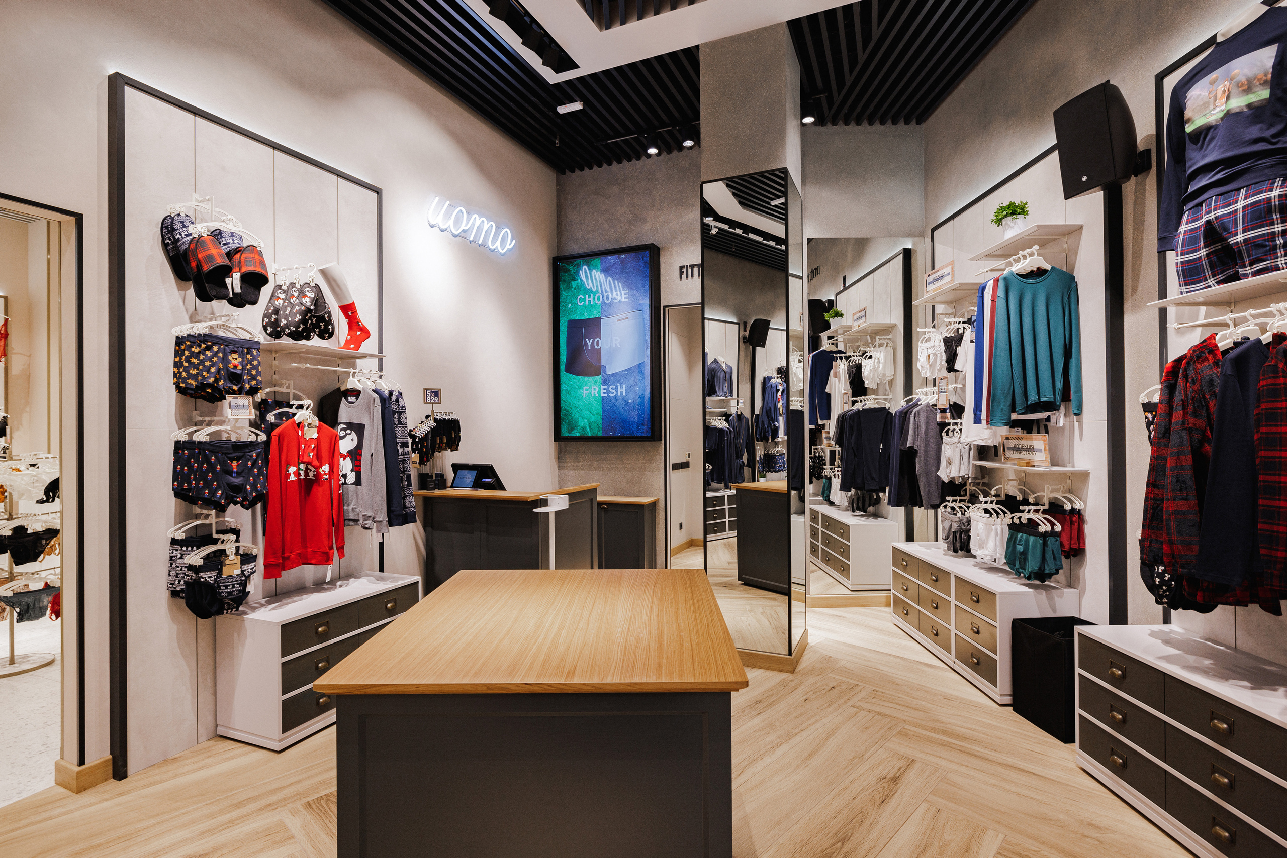 INTIMISSIMI OUMO. Ivan Skufinsky — wedding and family photographer in Vancouver