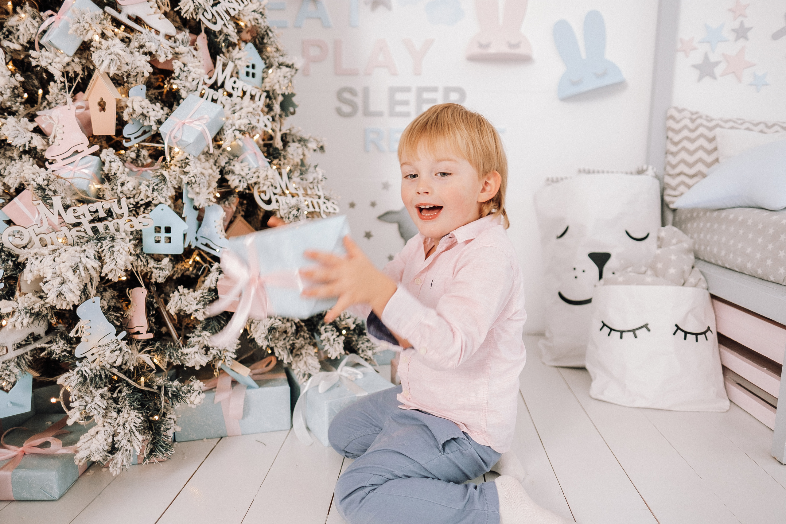 Family Story. Ivan Skufinsky — wedding and family photographer in Vancouver