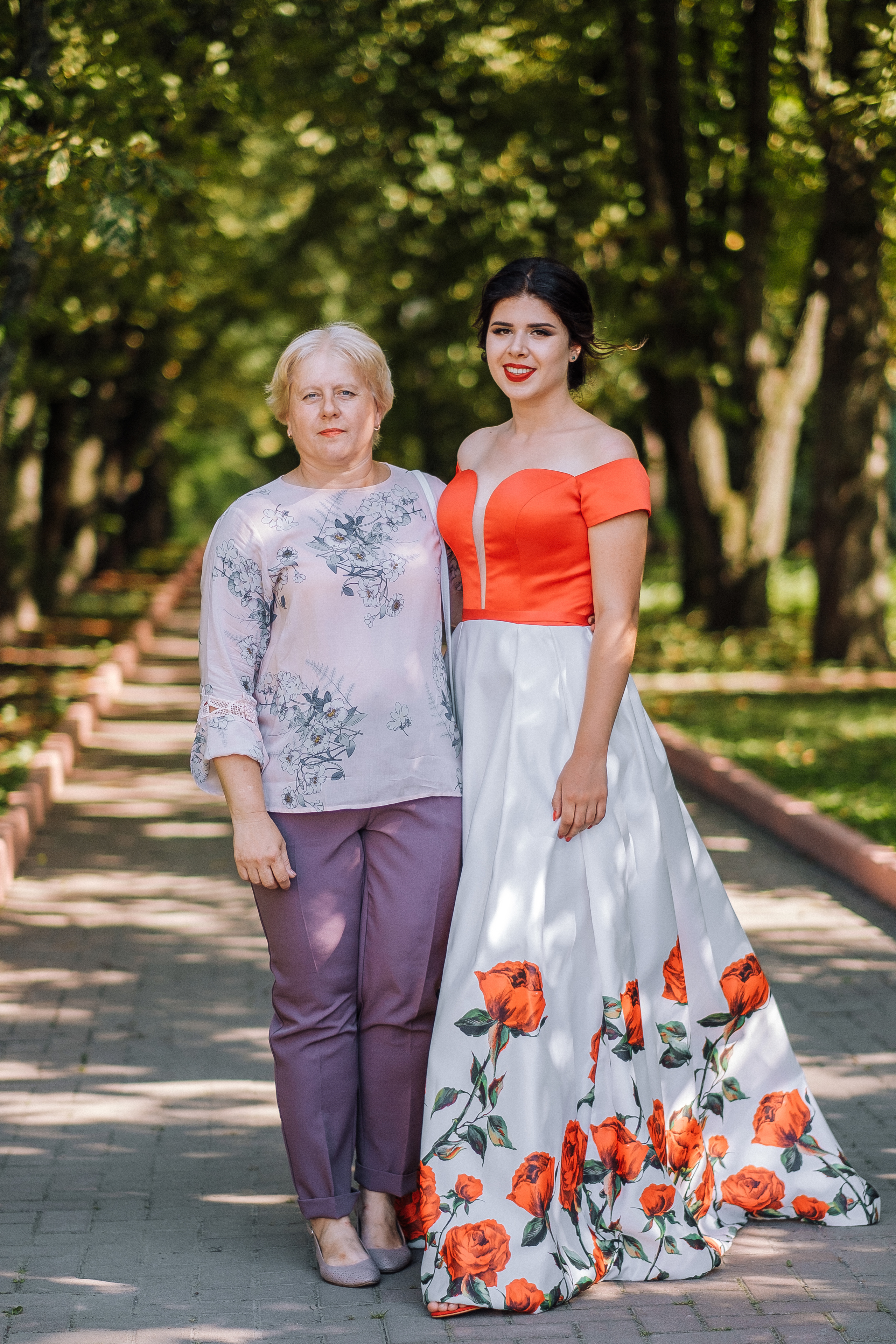 Выпускной школа номер 3. Хмельник. Ivan Skufinsky — wedding and family photographer in Vancouver