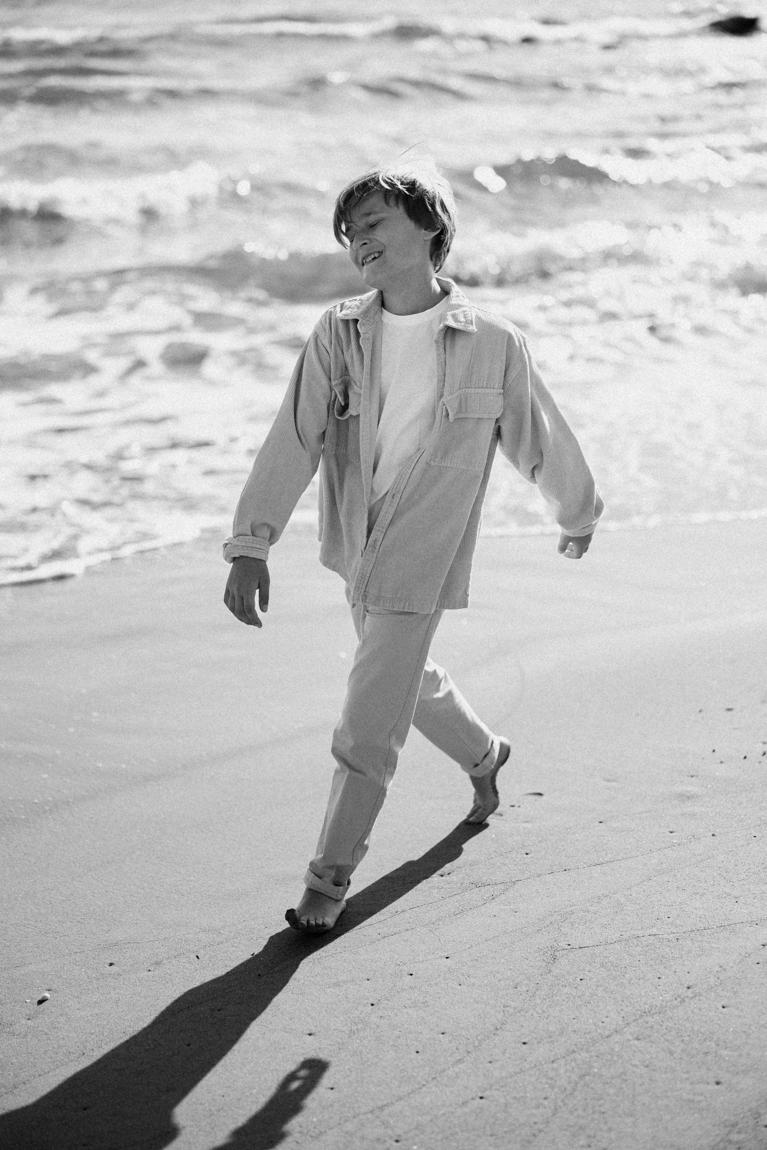 Family photo session on the beach in Vancouver BC Сanada. Twins. Ivan Skufinsky — wedding and family photographer in Vancouver