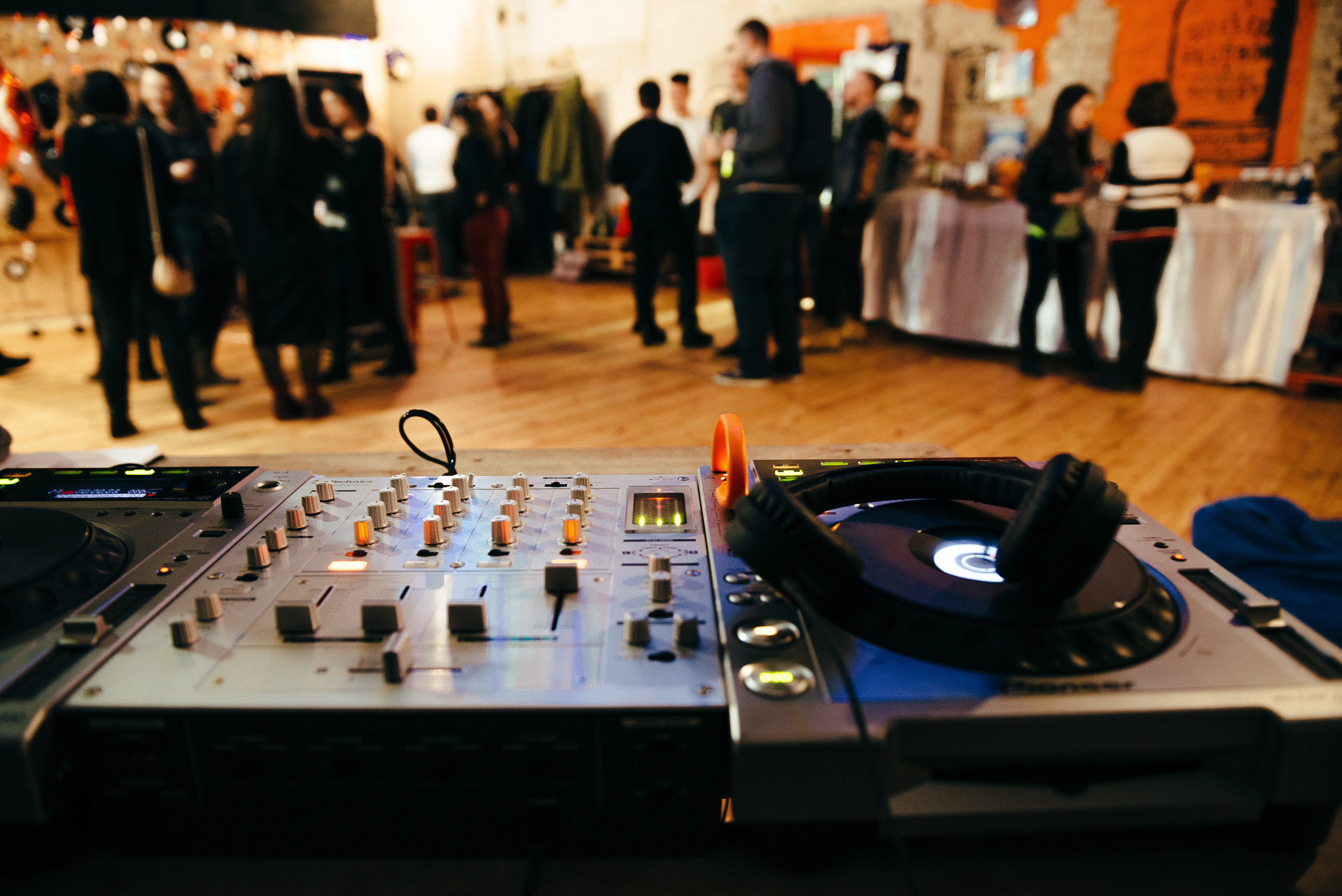 Заказать профессионального ивент фотографа. Ivan Skufinsky — wedding and family photographer in Vancouver