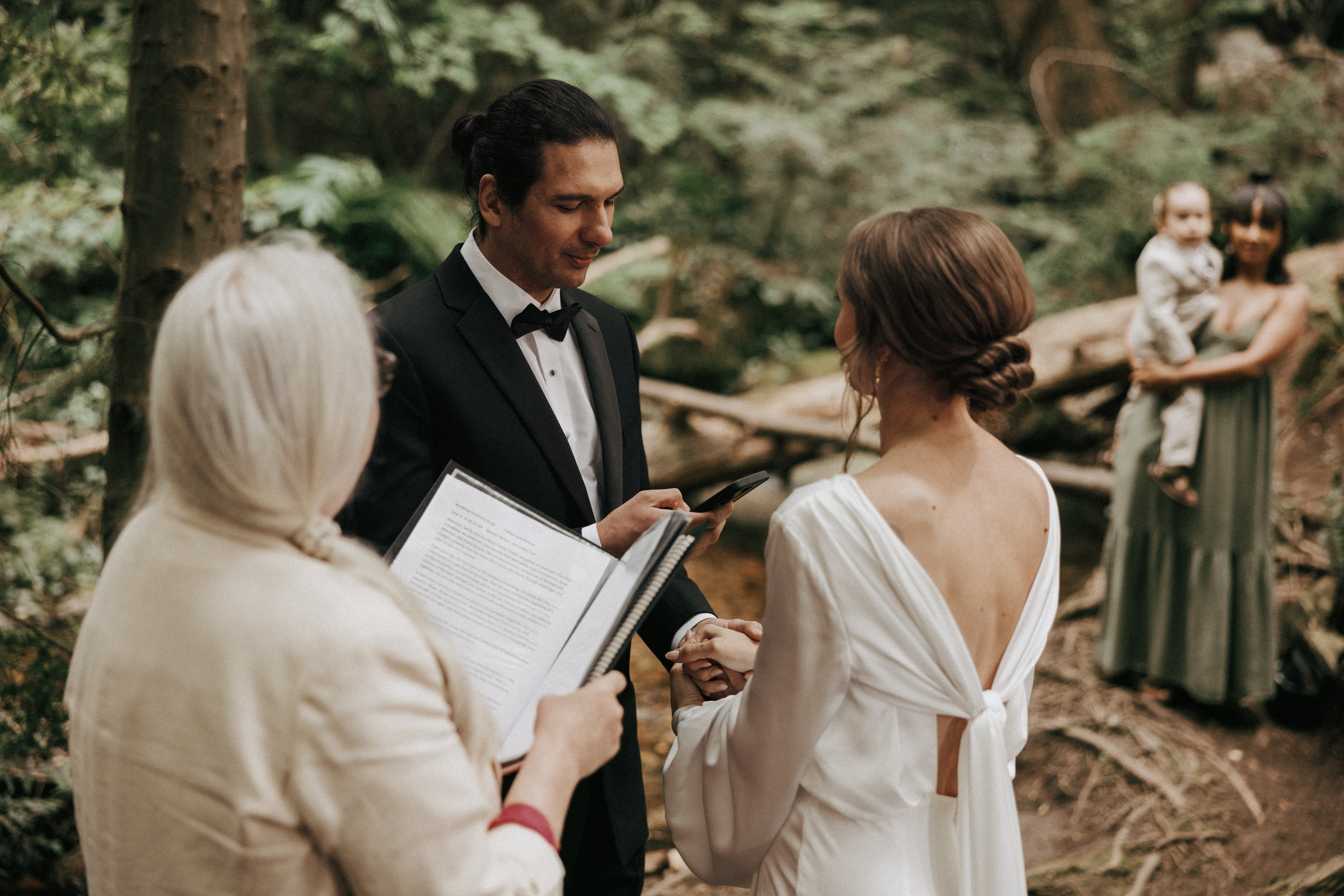 Michael & Caitlyn. Ivan Skufinsky — wedding and family photographer in Vancouver