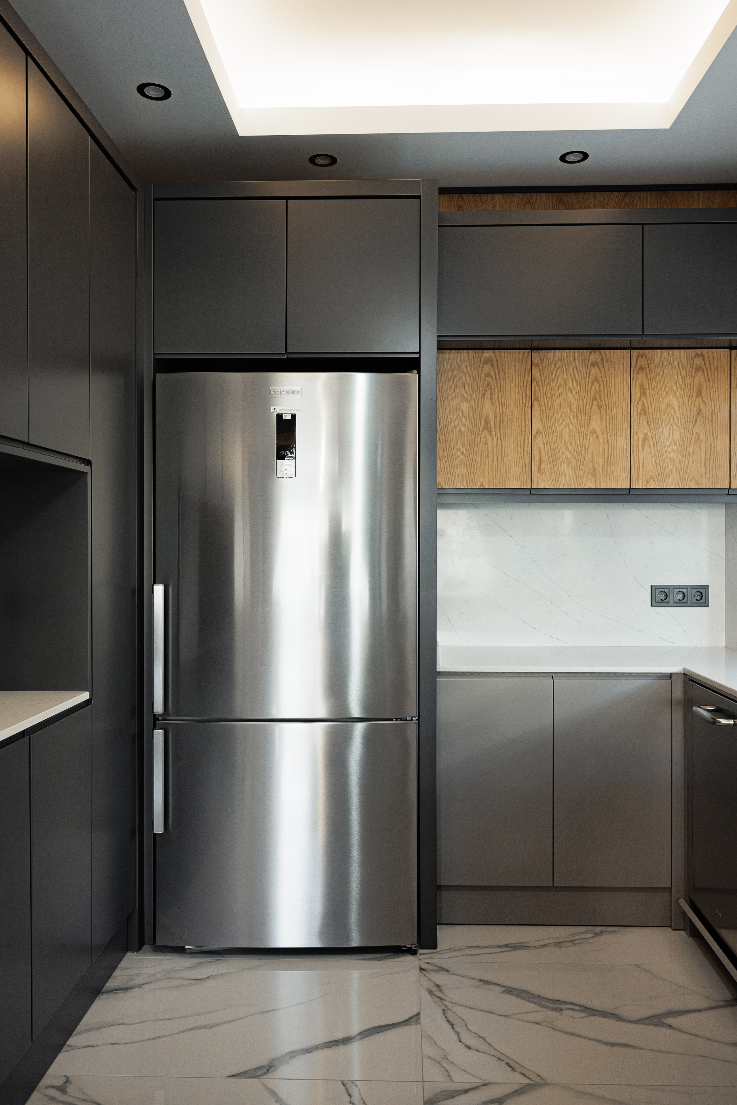 Real estate photographer in Vancouver Burnaby Richmond. Ivan Skufinsky — wedding and family photographer in Vancouver