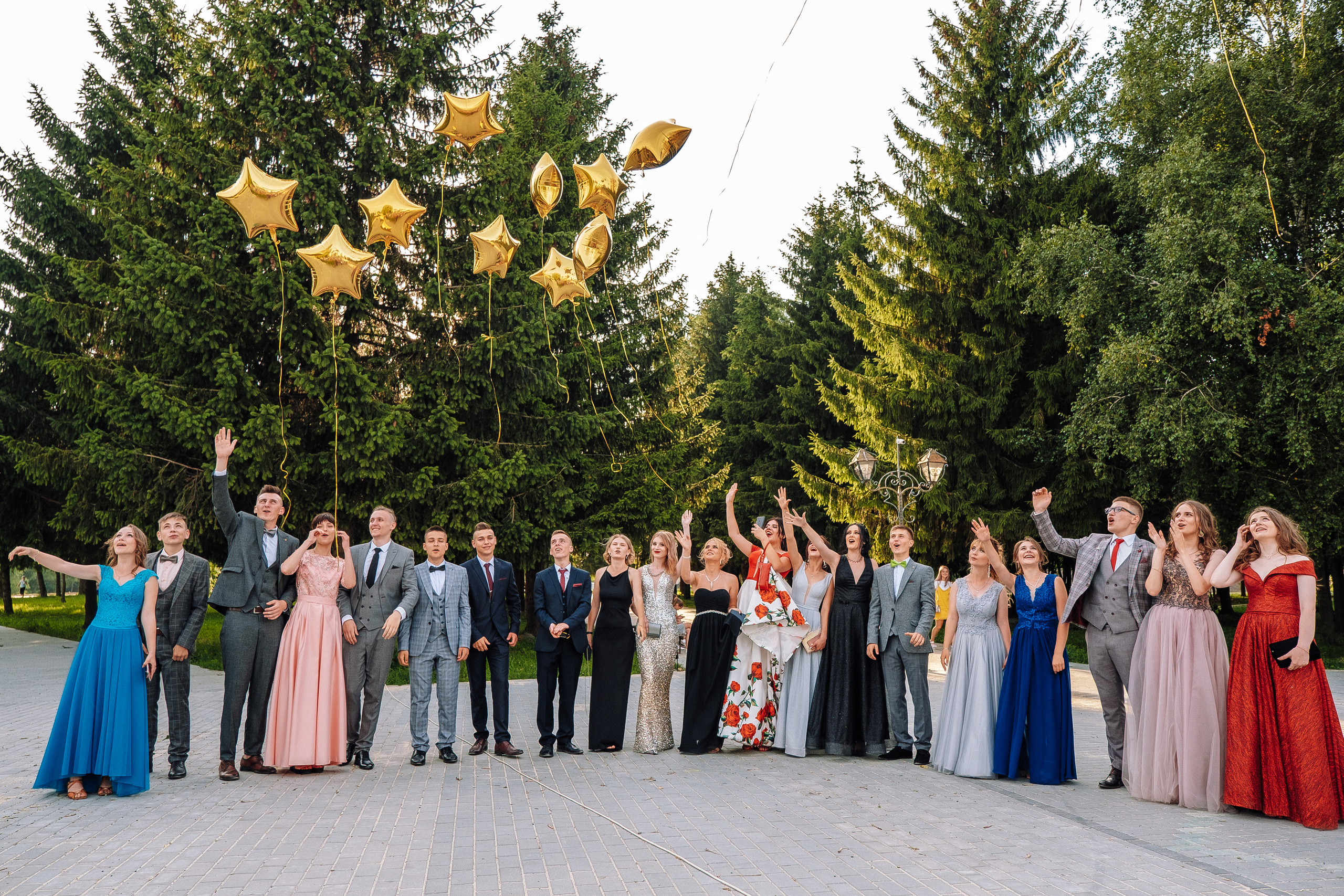 Выпускной школа номер 3. Хмельник. Ivan Skufinsky — wedding and family photographer in Vancouver