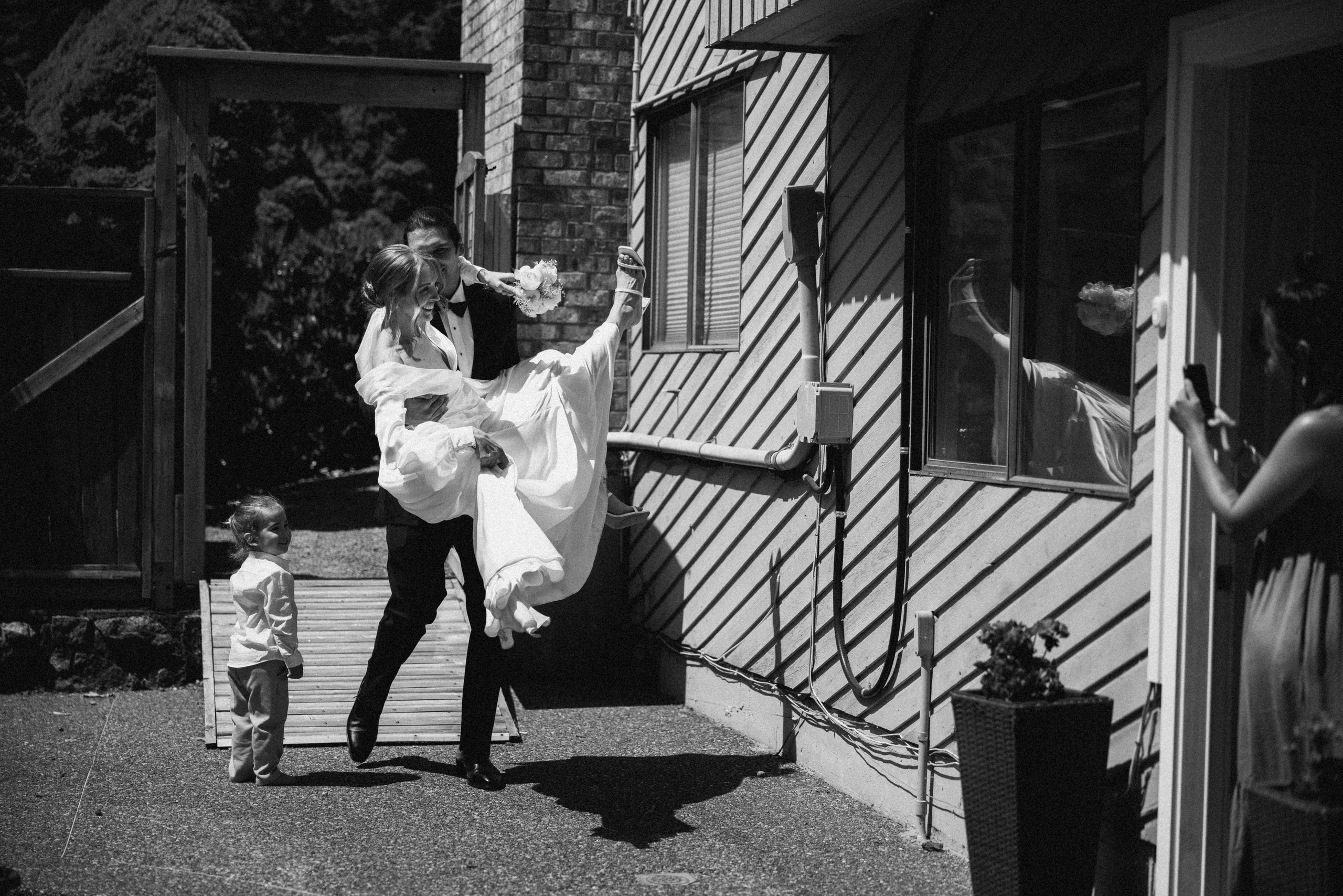 Michael & Caitlyn. Ivan Skufinsky — wedding and family photographer in Vancouver