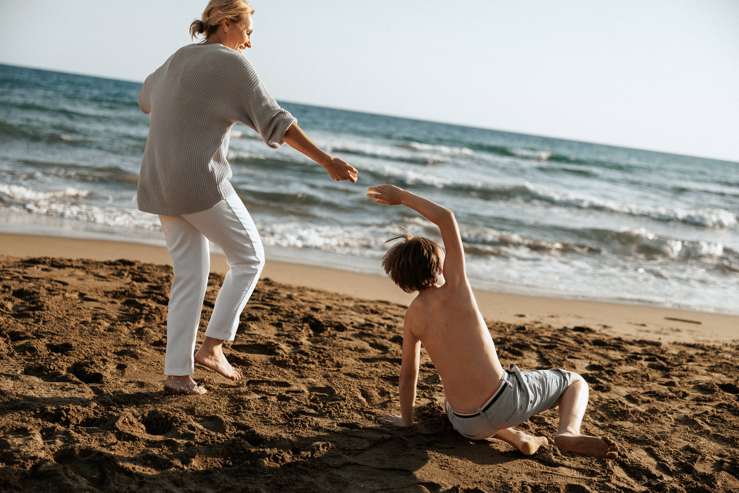 Family photo session on the beach in Vancouver BC Сanada. Twins. Ivan Skufinsky — wedding and family photographer in Vancouver