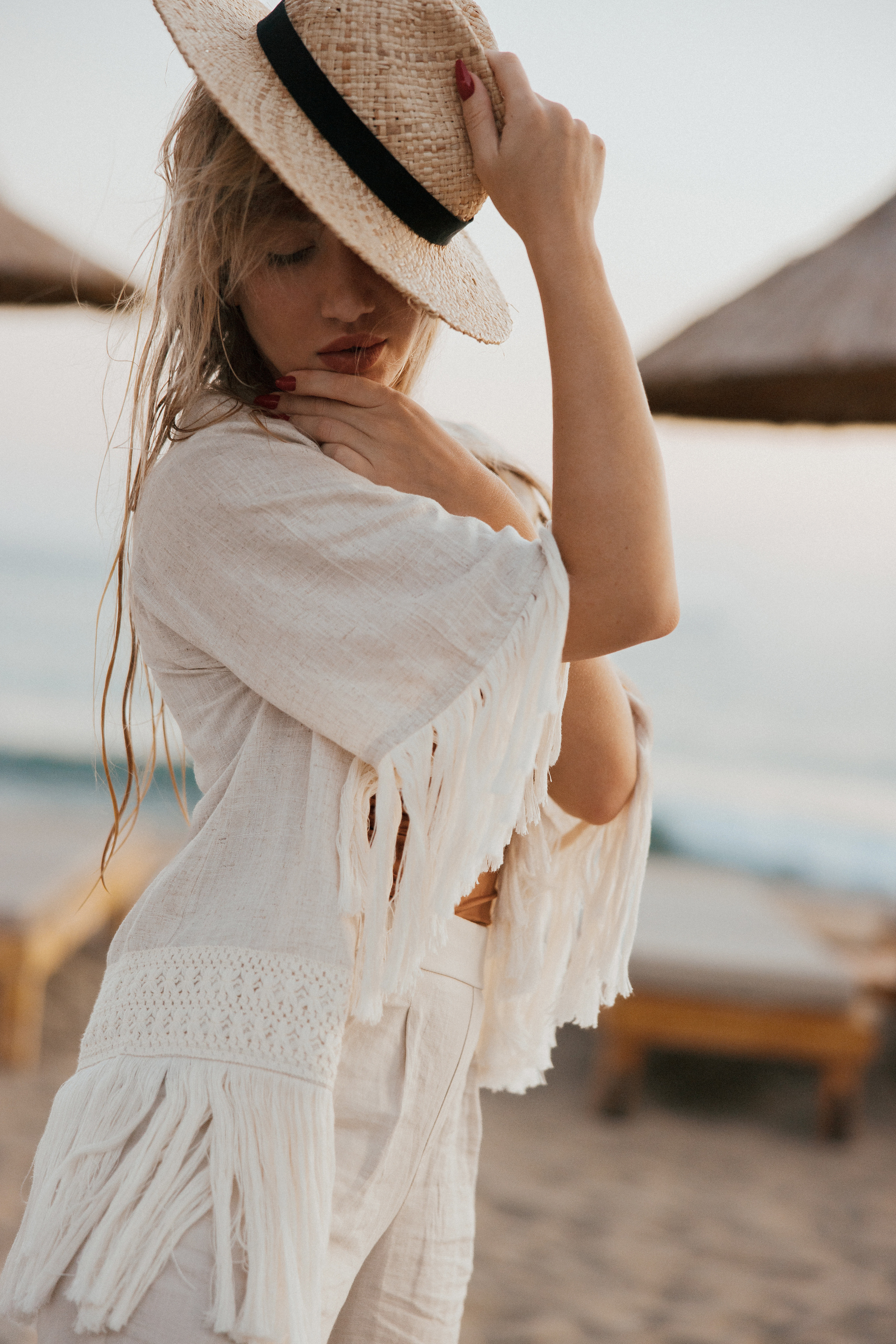 Masha Zhuuuk. Sunset Sea. Ivan Skufinsky — wedding and family photographer in Vancouver