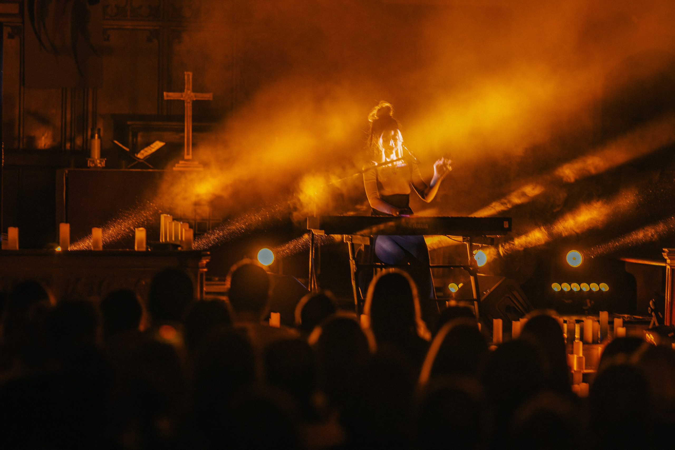 Live concert photography from Vivienne Mort in Vancouver 2025. Ivan Skufinsky — wedding and family photographer in Vancouver