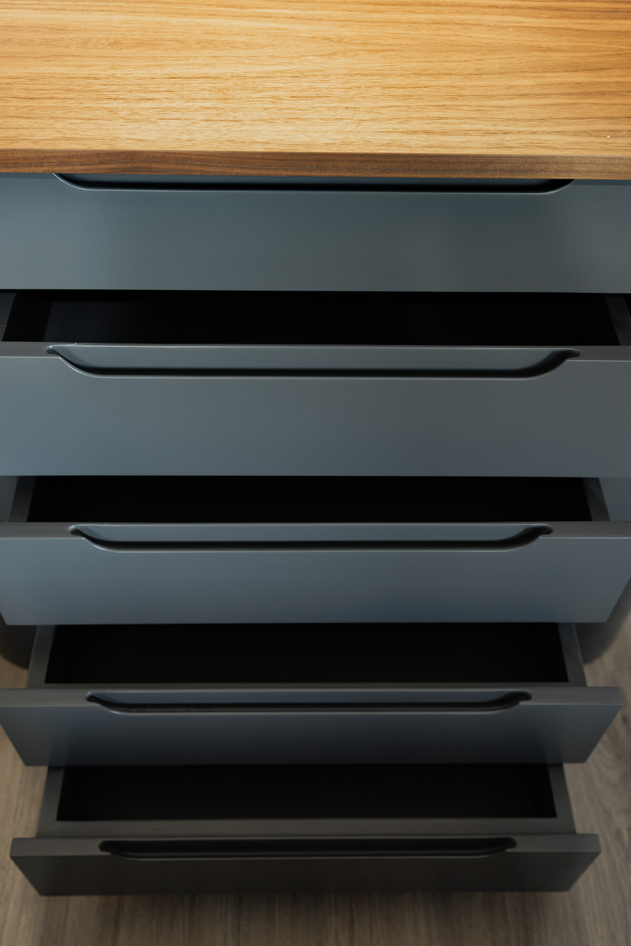 Real estate photographer in Vancouver Burnaby Richmond. Ivan Skufinsky — wedding and family photographer in Vancouver