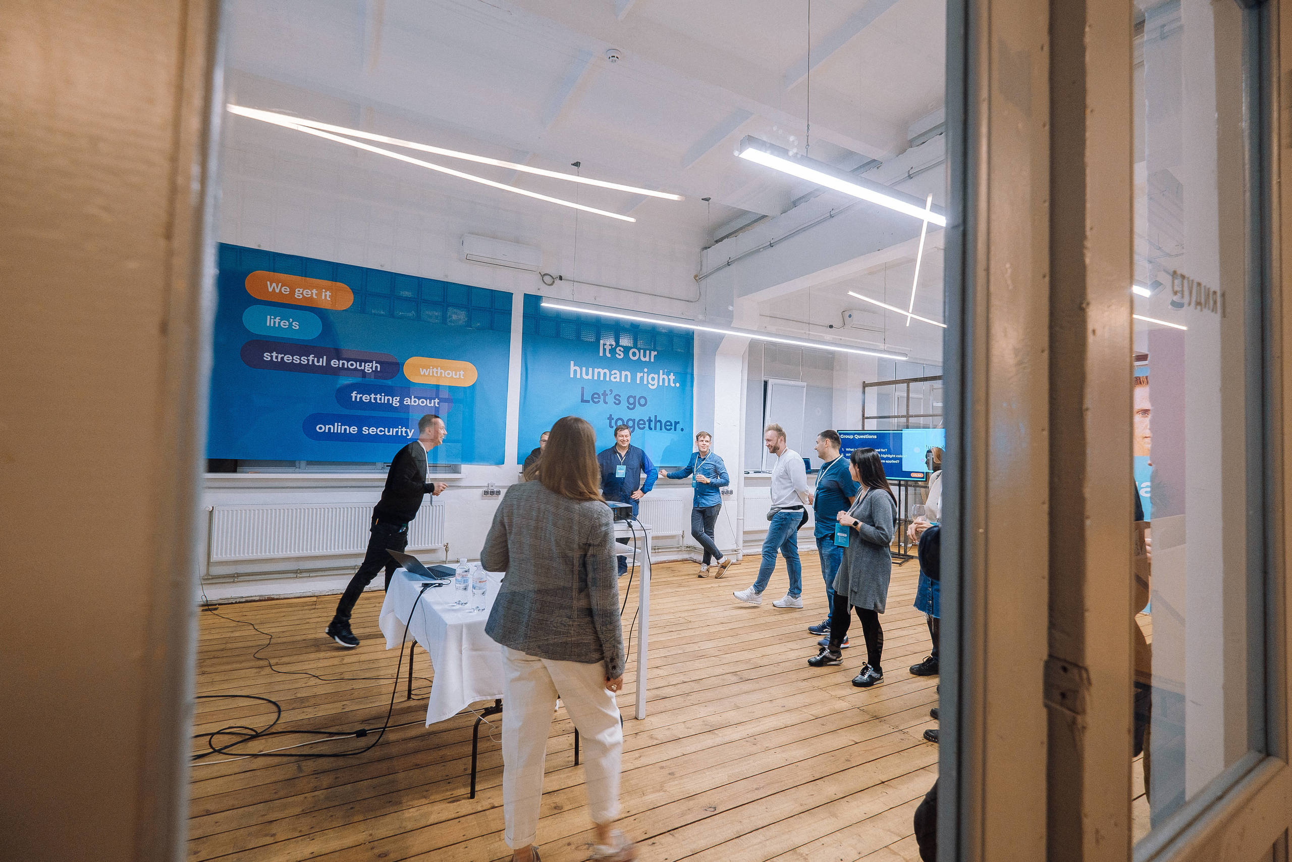 ZEO Alliance 24.10.19 party. Ivan Skufinsky — wedding and family photographer in Vancouver