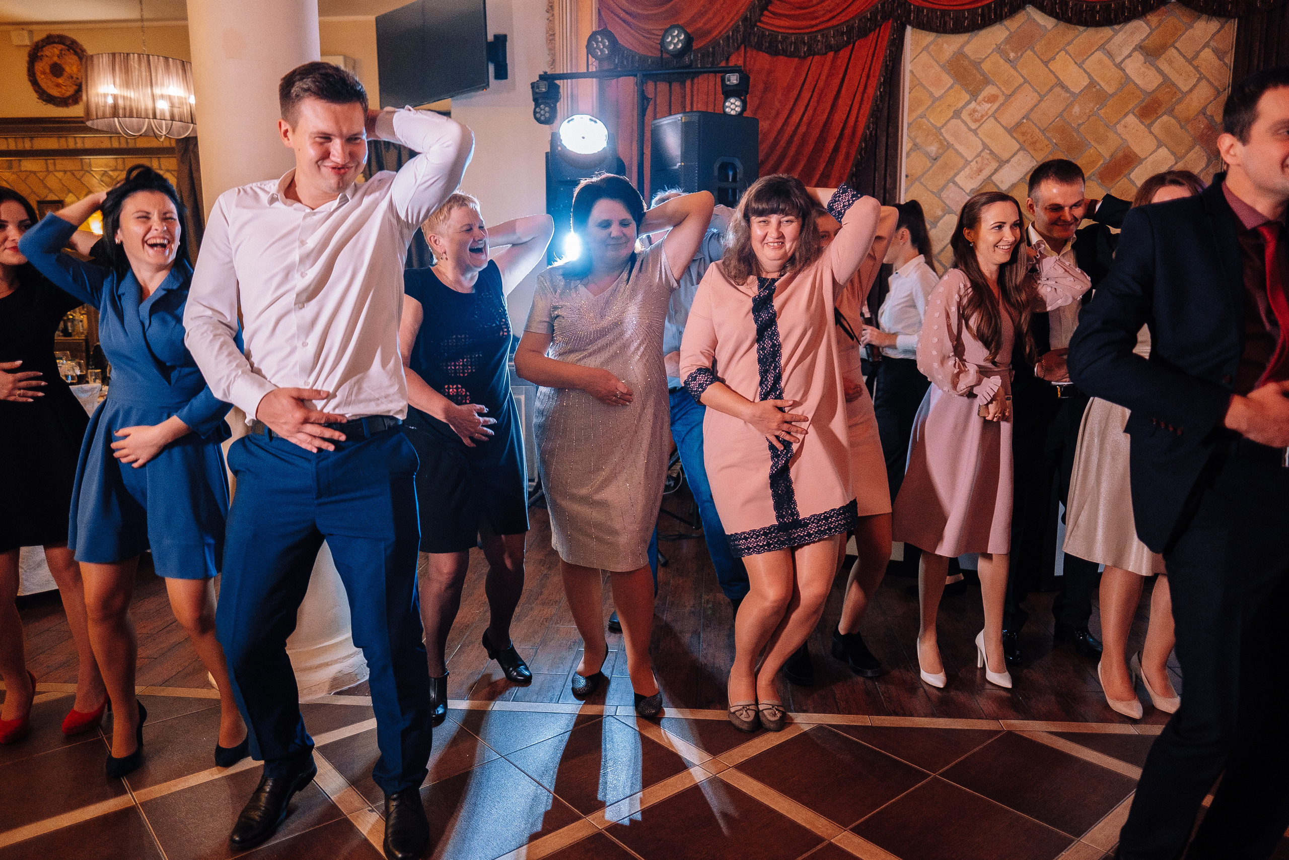 2019 19.10 WeddingStory Евгений+Юлия. Ivan Skufinsky — wedding and family photographer in Vancouver