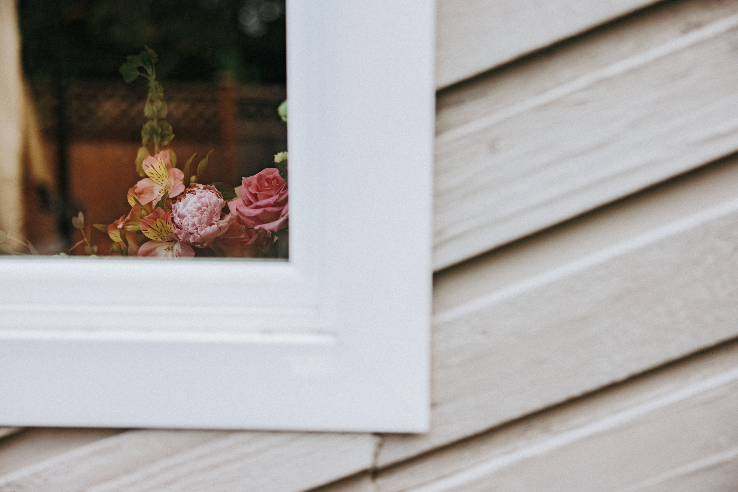 Michael & Caitlyn. Ivan Skufinsky — wedding and family photographer in Vancouver