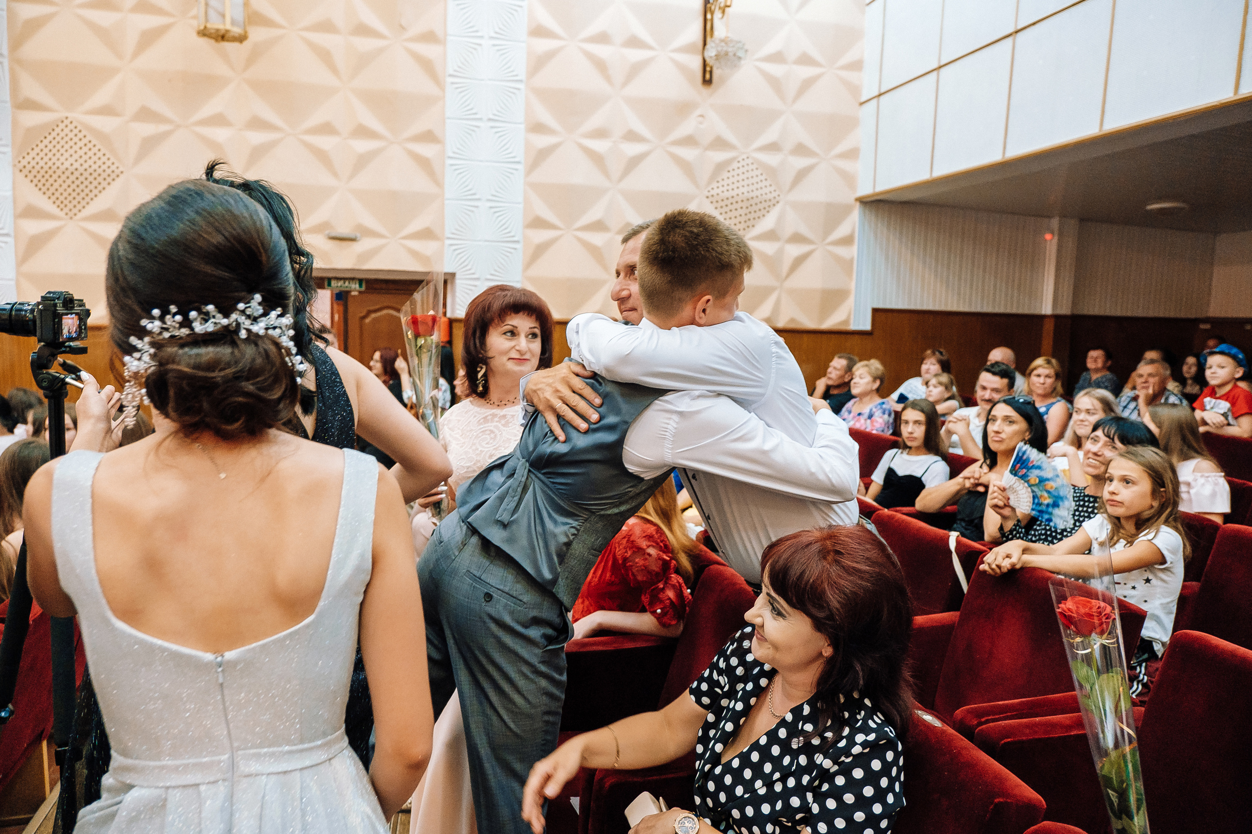 Выпускной школа номер 3. Хмельник. Ivan Skufinsky — wedding and family photographer in Vancouver